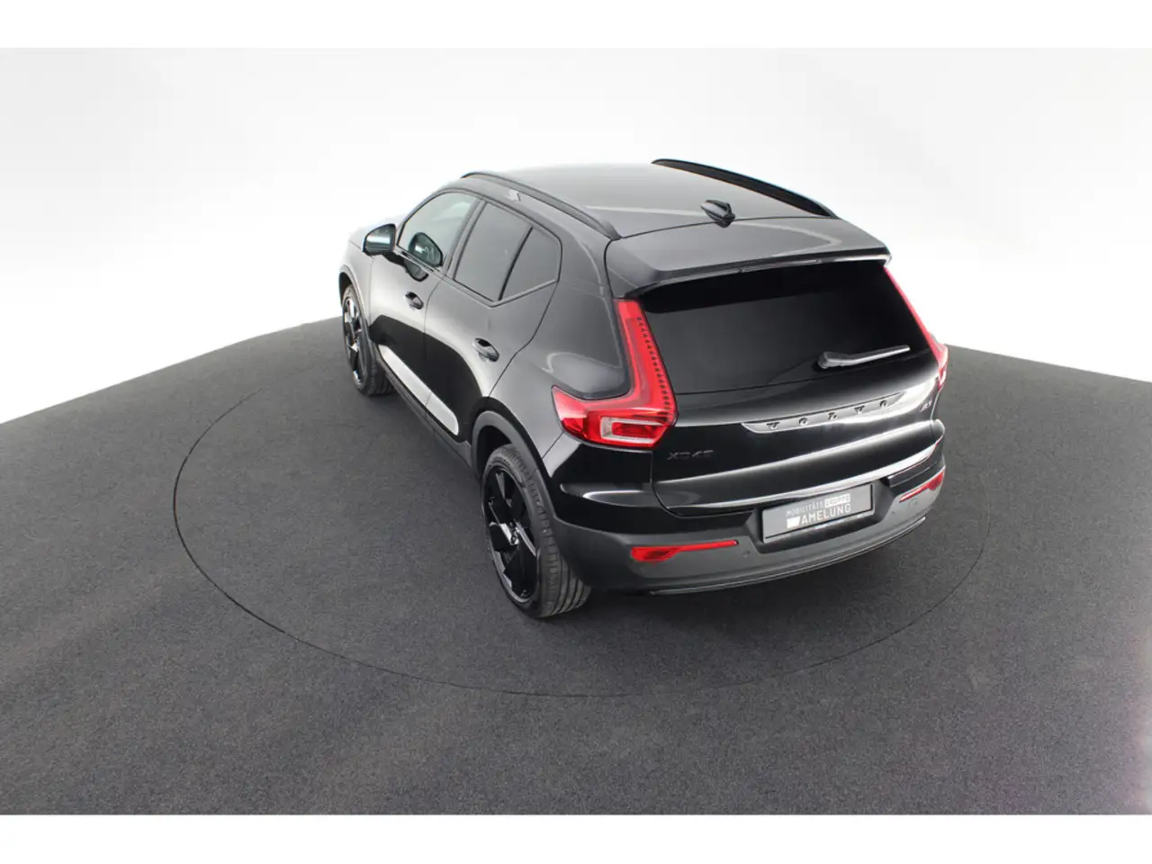 Volvo XC40 B3 DKG Plus Black Edition ACC H/K LED — Galería del vehículo 16