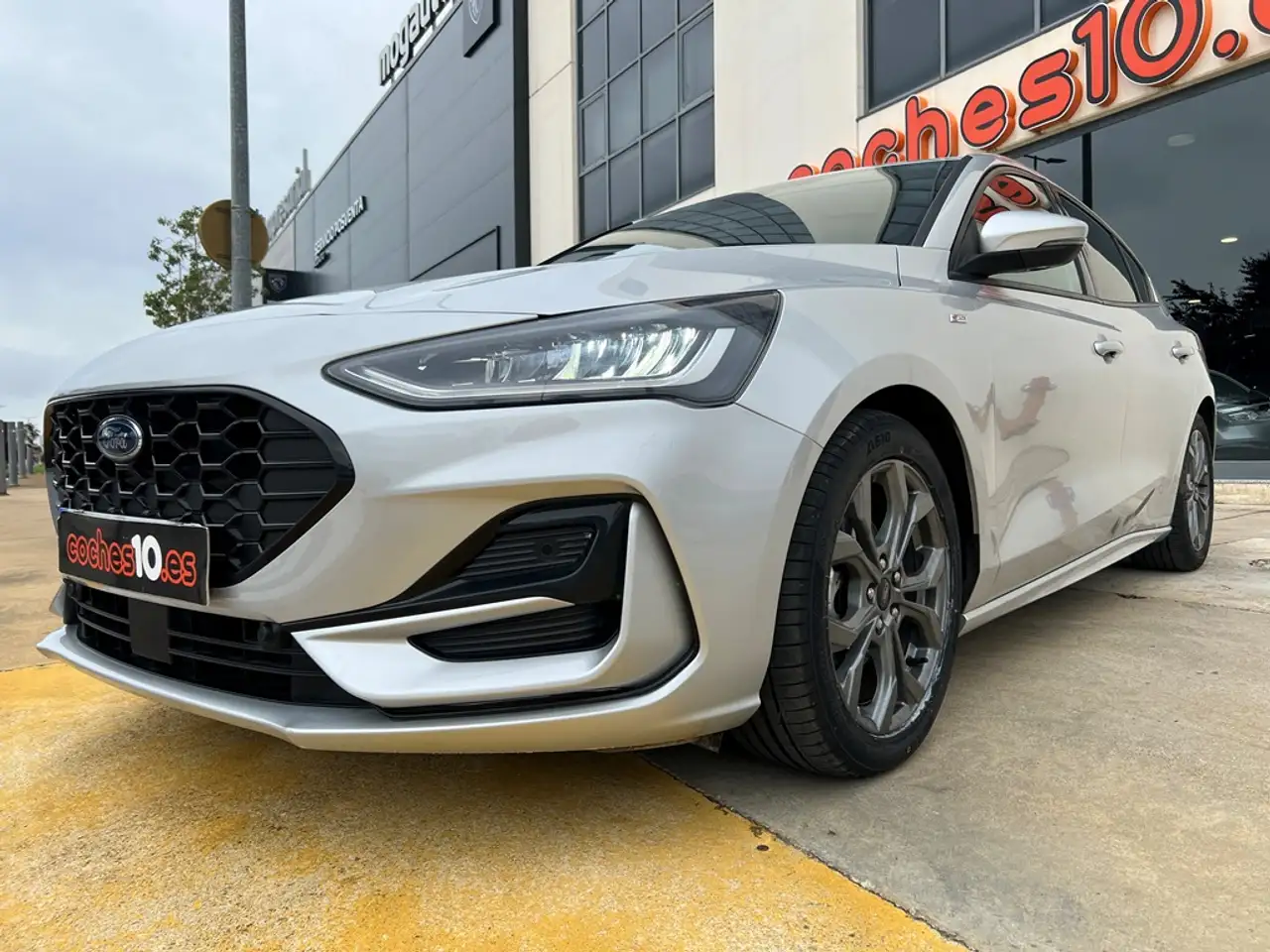 Ford Focus 1.0 Ecoboost MHEV ST-Line X 125 — معرض صور السيارة 32