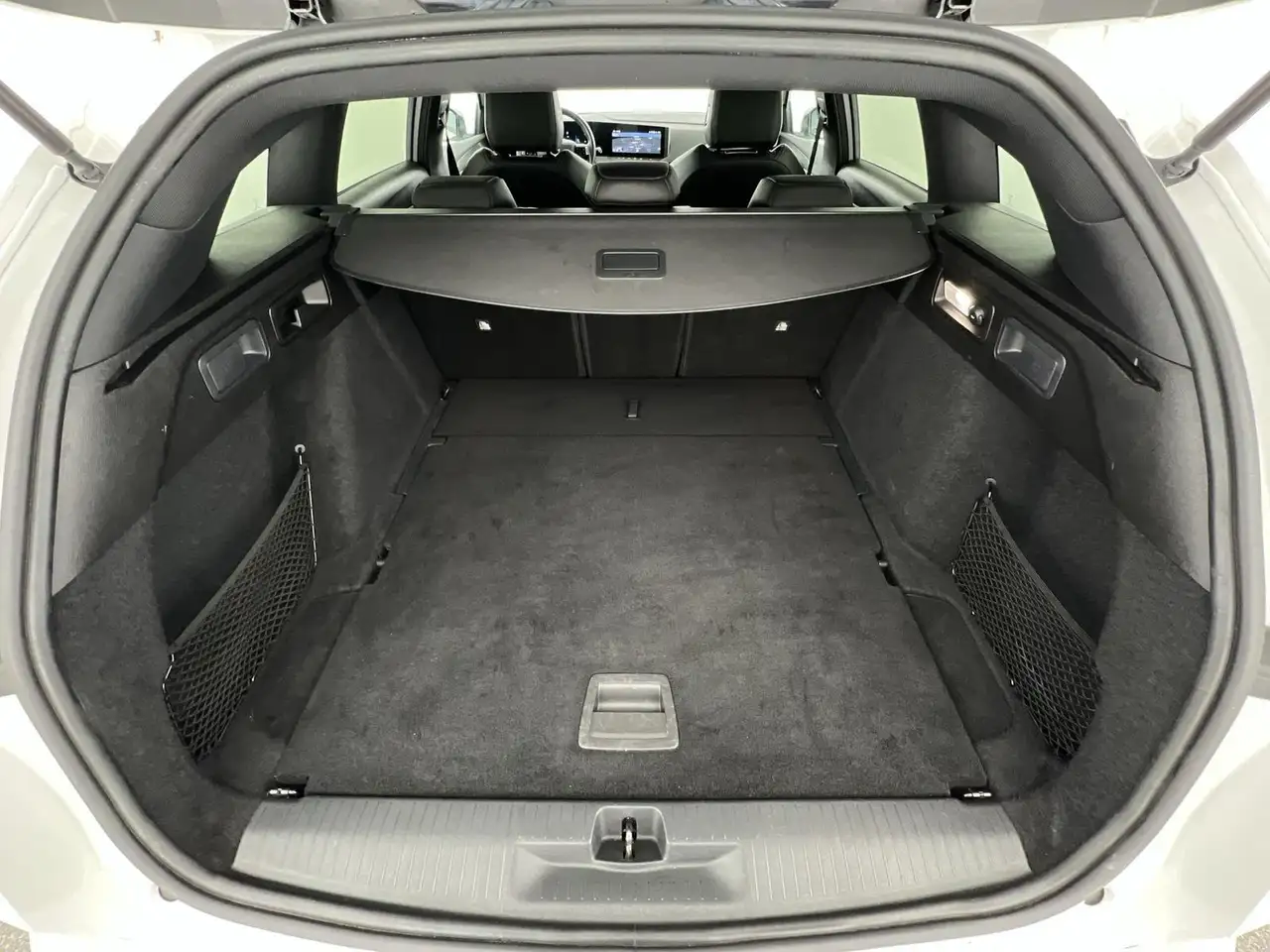 Opel Astra GS 1.2*NAVI*SHZ*360°K*uvm — Galerie du véhicule 18