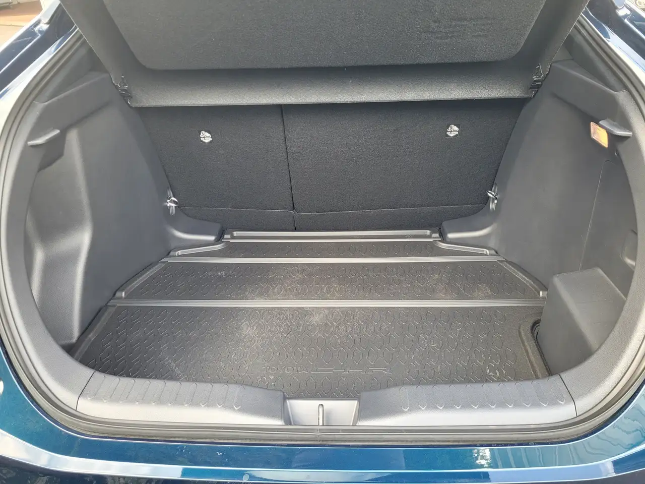 Toyota C-HR Hybrid Team D. Navi/Sitzhzg./SmartKey/AndroidA — معرض صور السيارة 12