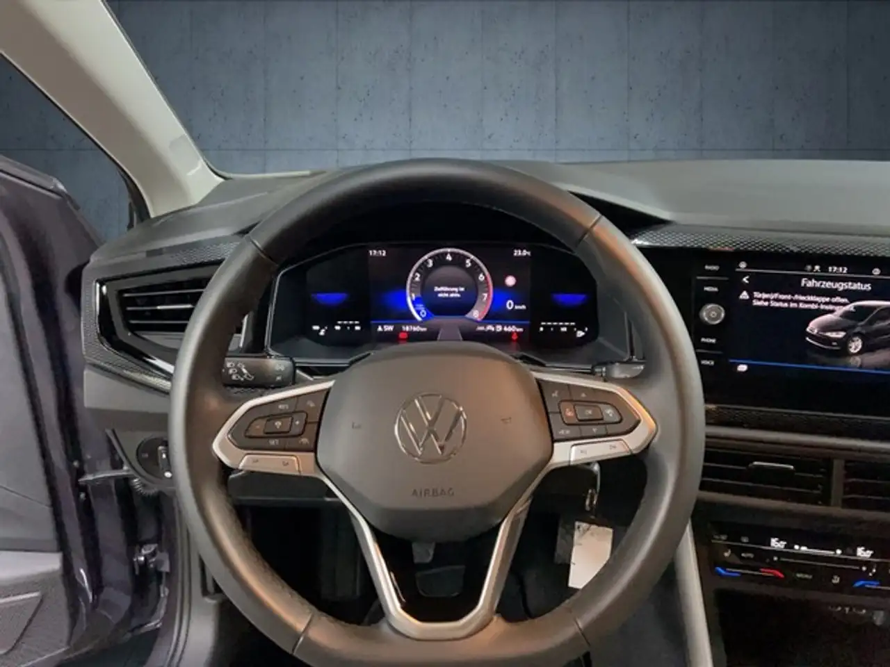Volkswagen Polo Life 1.0 TSI LED Navi Apple Carplay ACC Einpark... — Vehicle gallery 9