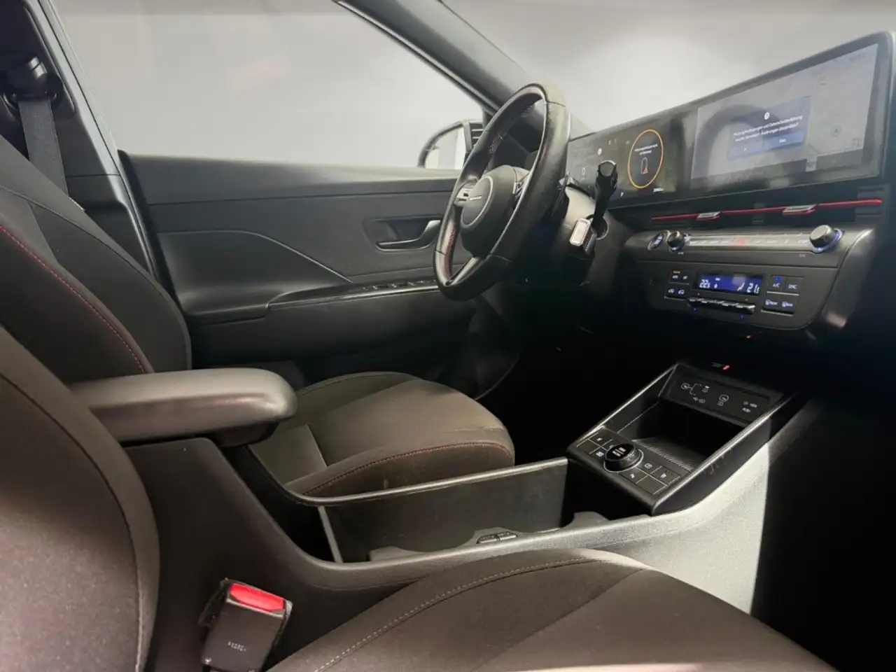 Hyundai KONA 1.6 TGDI N-Line 2WD *ACC TEMPOMAT*CARPLAY!* — Galerie du véhicule 13