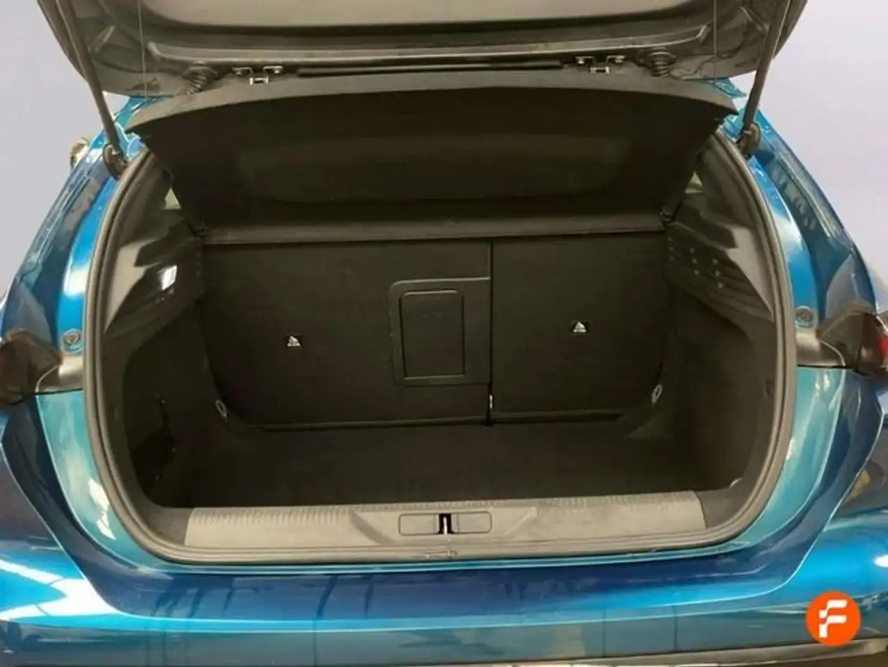 Peugeot 308 1.2 PureTech S&S Allure 130 — Galería del vehículo 24