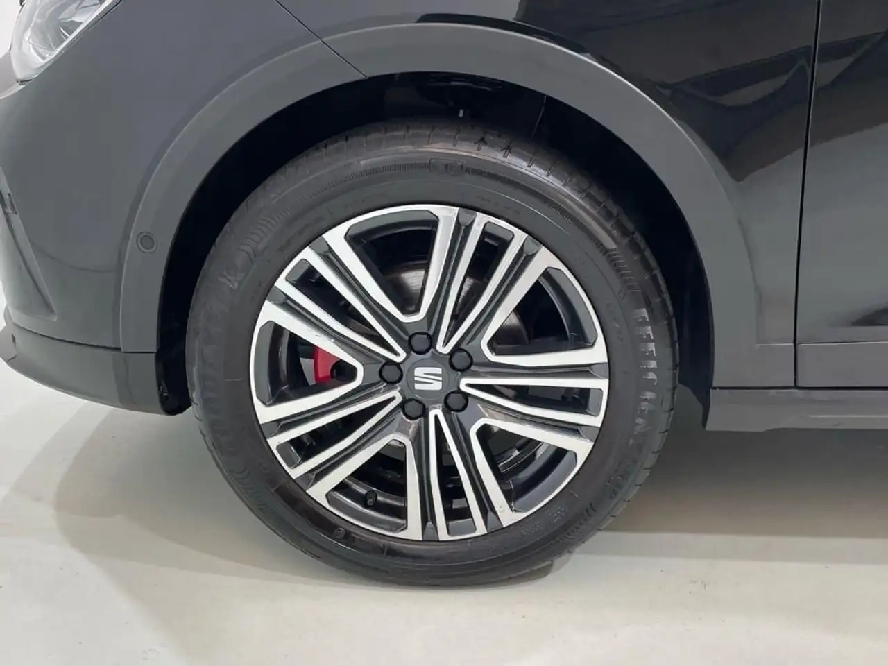 SEAT Arona 1.0 TSI S&S FR XM 115 — Vehicle gallery 8
