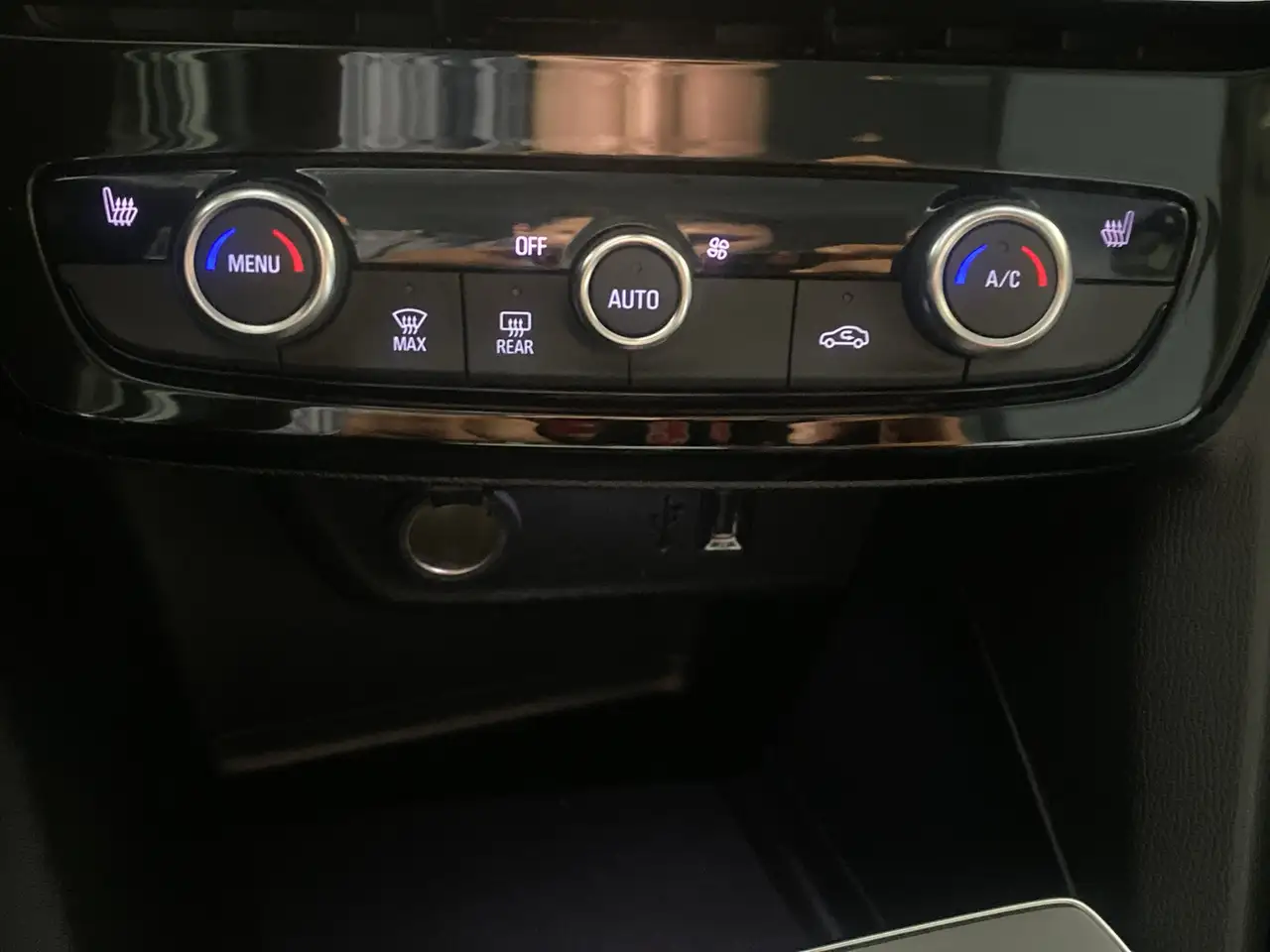Opel Mokka 1.2 Elegance Winterpaket*LED*Klimaautomatik — Vehicle gallery 12