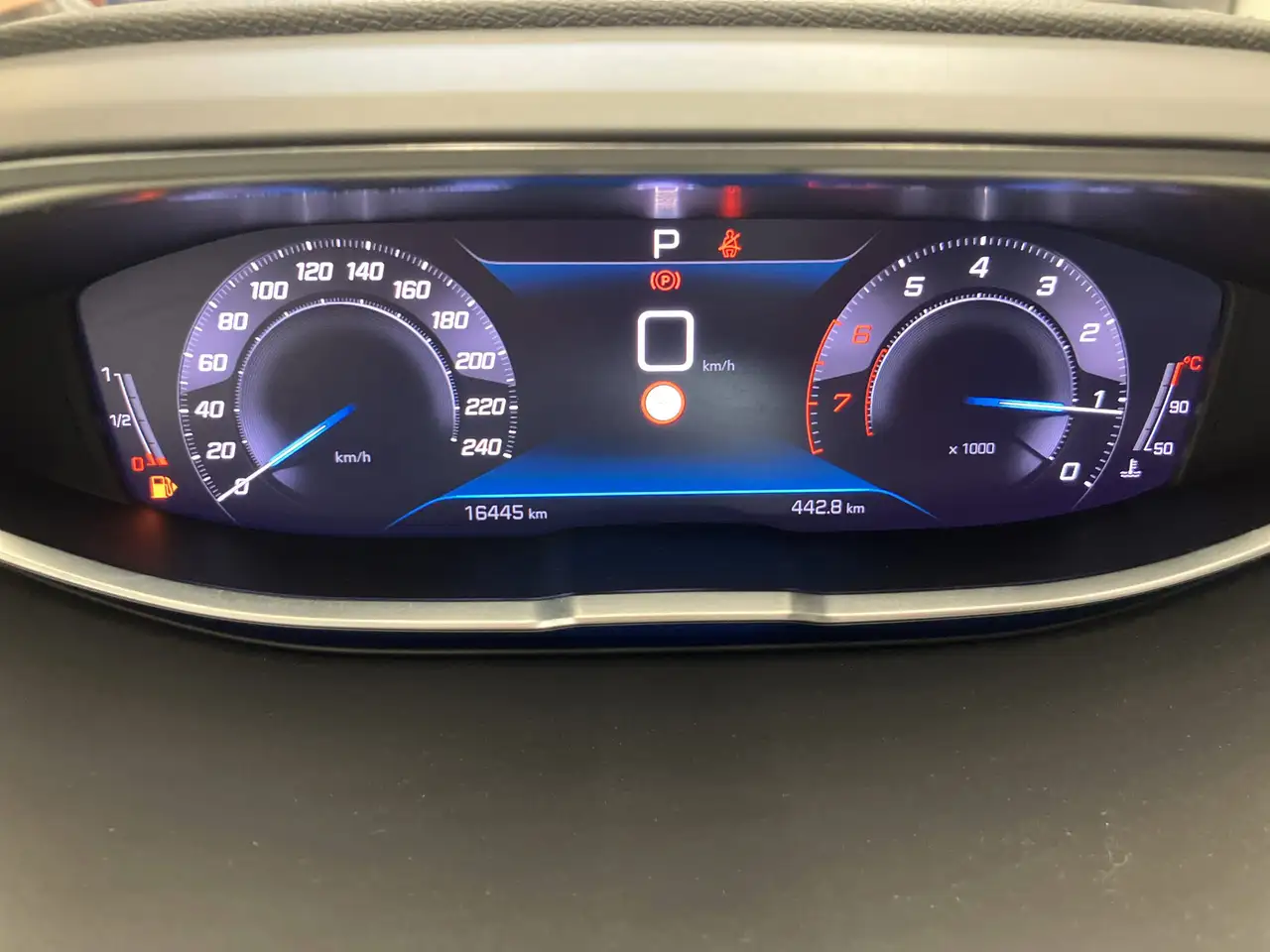 Peugeot 3008 1.2 PureTech 130 GT ACC+LED+Navi+SHZ+360 — معرض صور السيارة 10