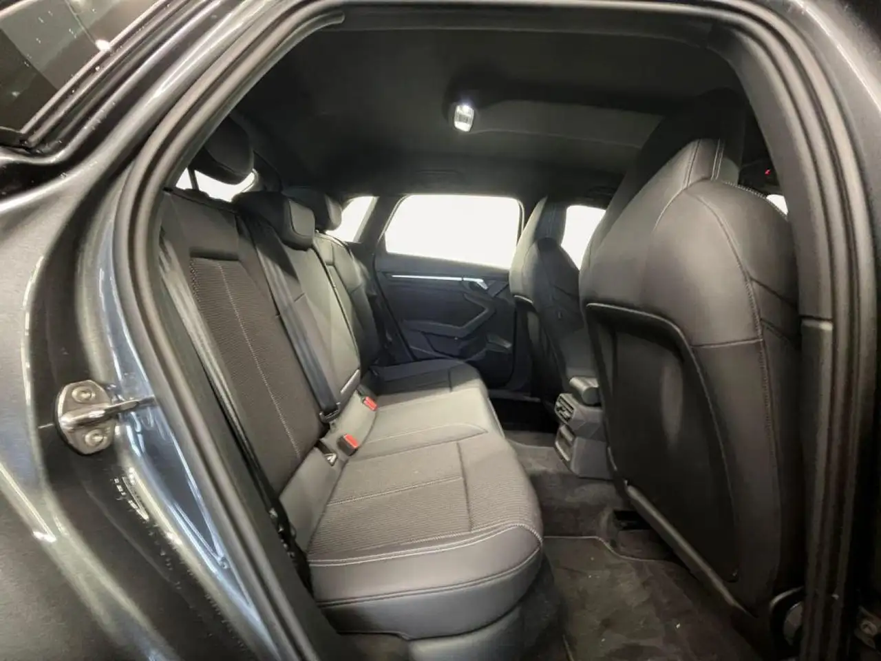 Audi A3 Sportback Genuine 40 TFSI e 150kW S tron — Galerie du véhicule 15