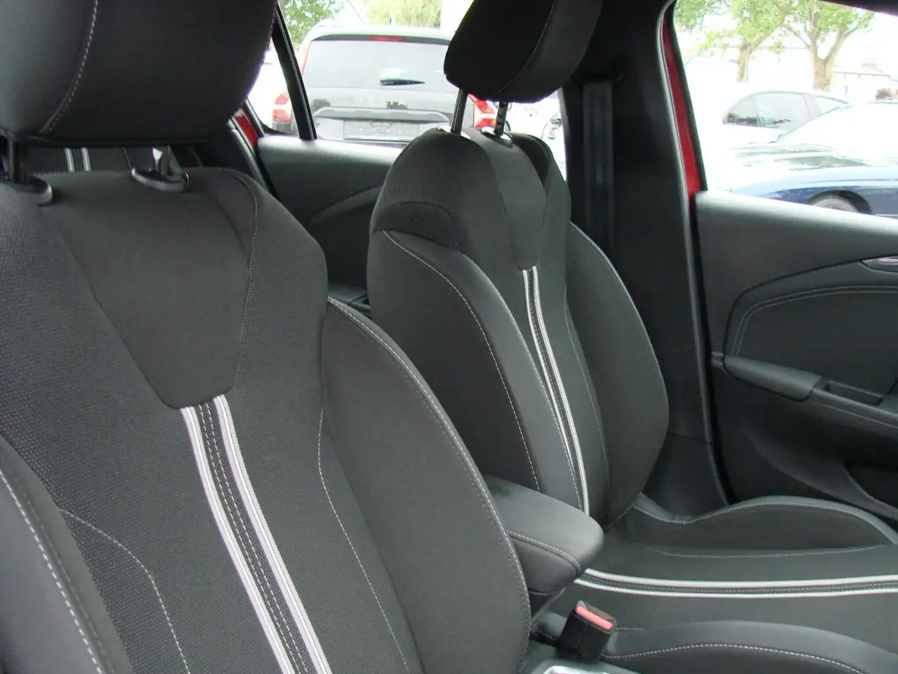 Opel Corsa 1.2 Turbo GS -Line LED Tech-Paket Kamera — Galerie du véhicule 21