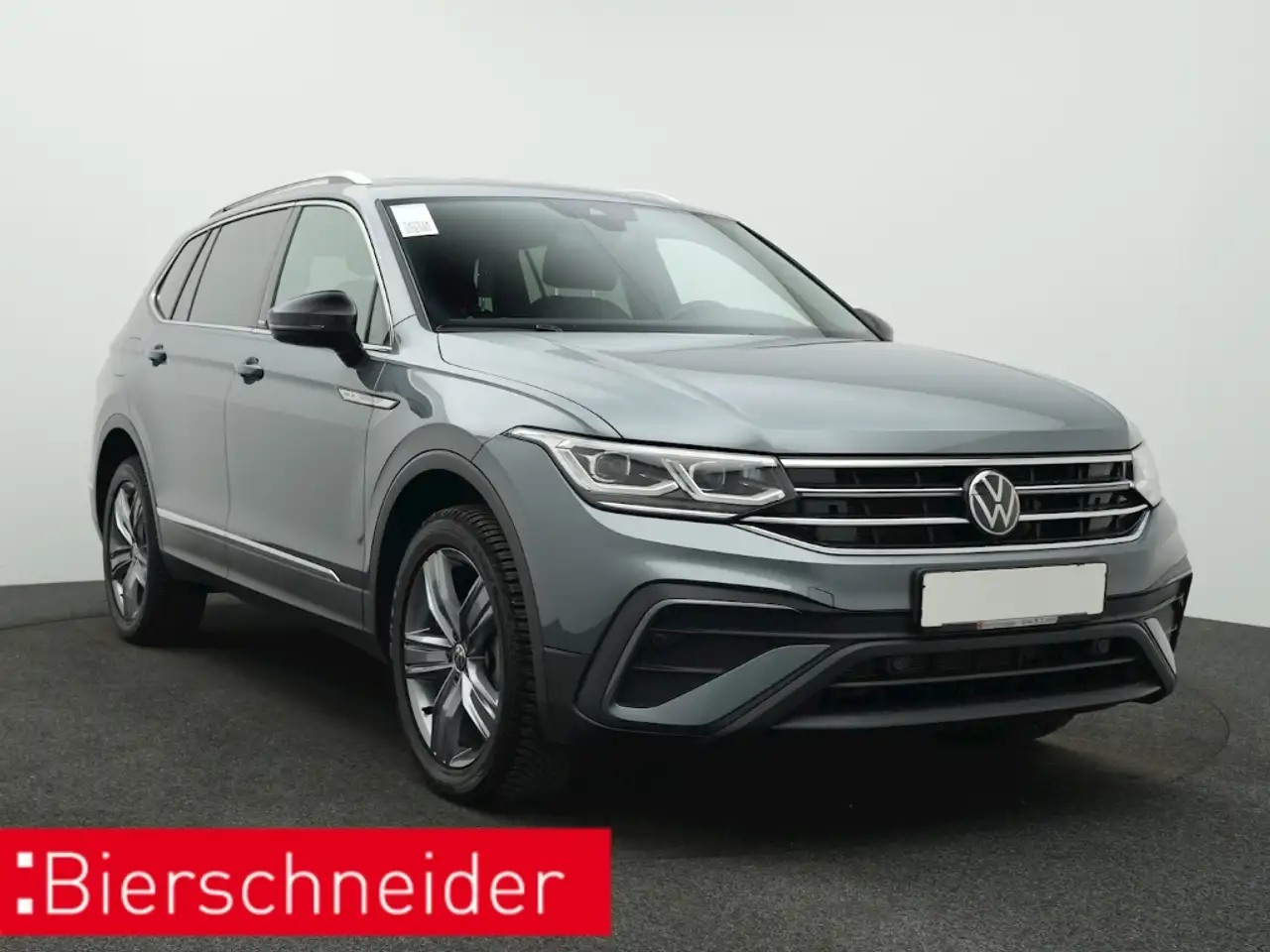 Volkswagen Tiguan Allspace 1.5 TSI DSG Move 7SITZE AHK NAVI KAMERA — Vehicle gallery 9