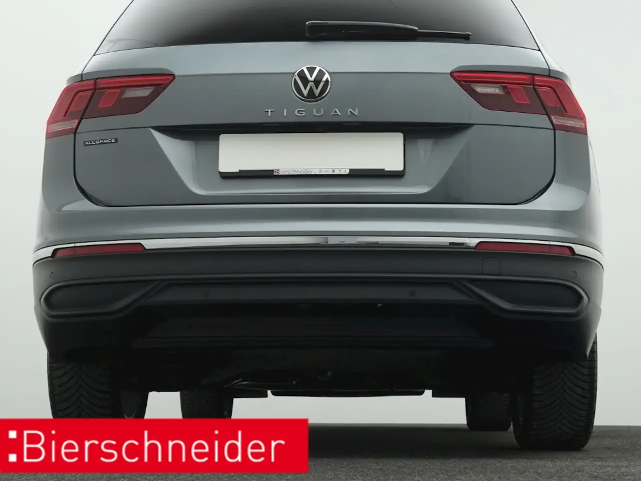 Volkswagen Tiguan Allspace 1.5 TSI DSG Move 7SITZE AHK NAVI KAMERA — Vehicle gallery 32