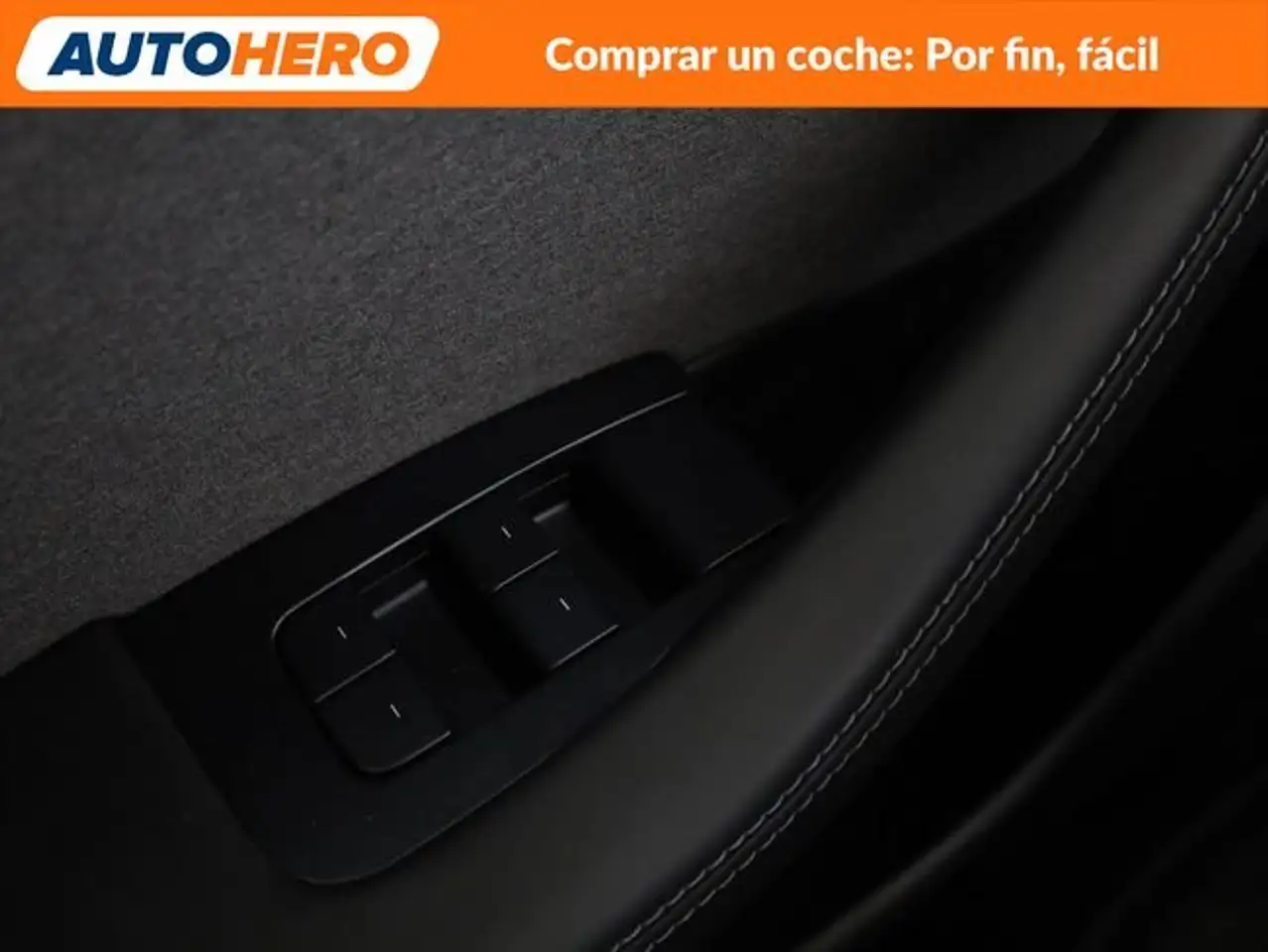 Tesla Model 3 Standard Range — Galería del vehículo 34