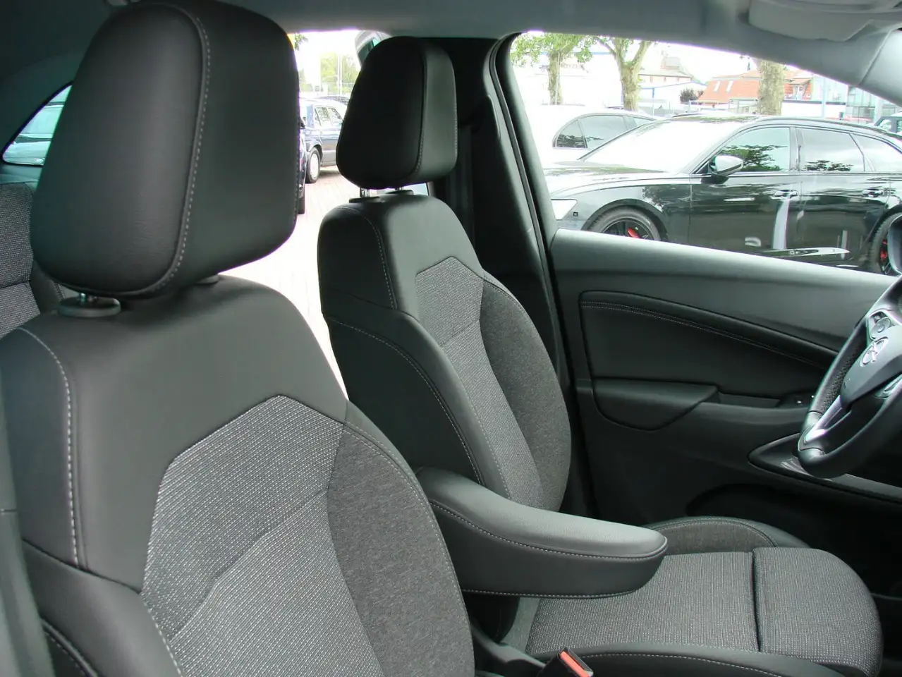 Opel Crossland X 1.2 Turbo Elegance LED Tempomat Kamera180º — معرض صور السيارة 20