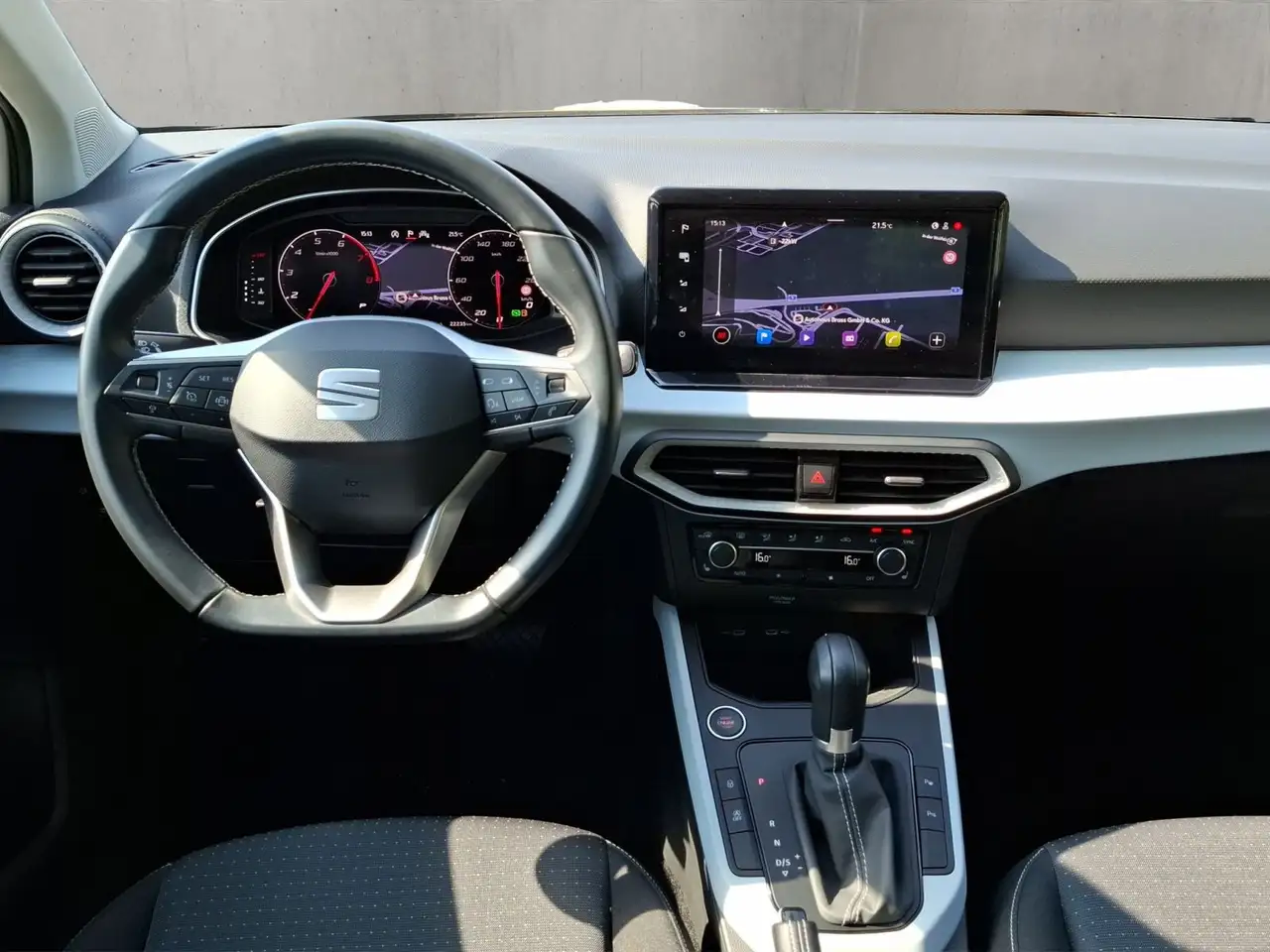 SEAT Arona DSG Style, Navi, Sitzheizung, Totwinkel — Vehicle gallery 15
