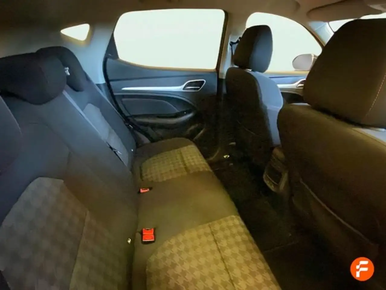 MG ZS 1.5 Comfort — Vehicle gallery 16