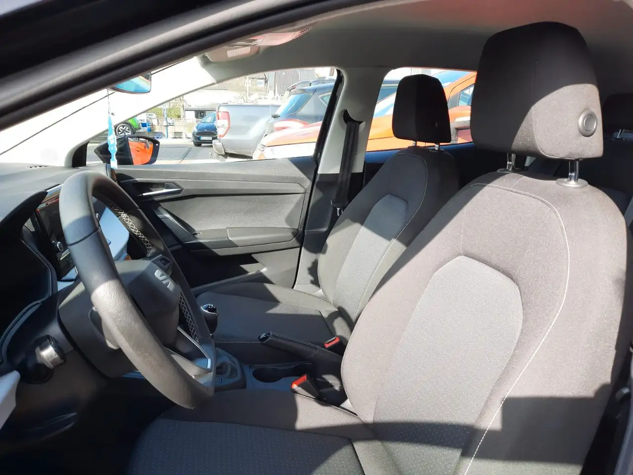 SEAT Ibiza Style 95 PS Schalter Sondermodell — Galerie du véhicule 6