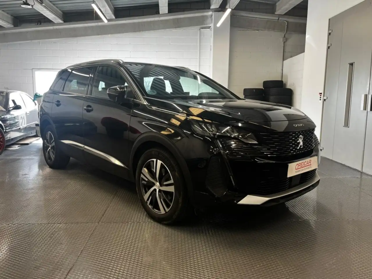 Peugeot 5008 1.5BlueHDi S&S Allure Pack EAT8 130 — Galerie du véhicule 12