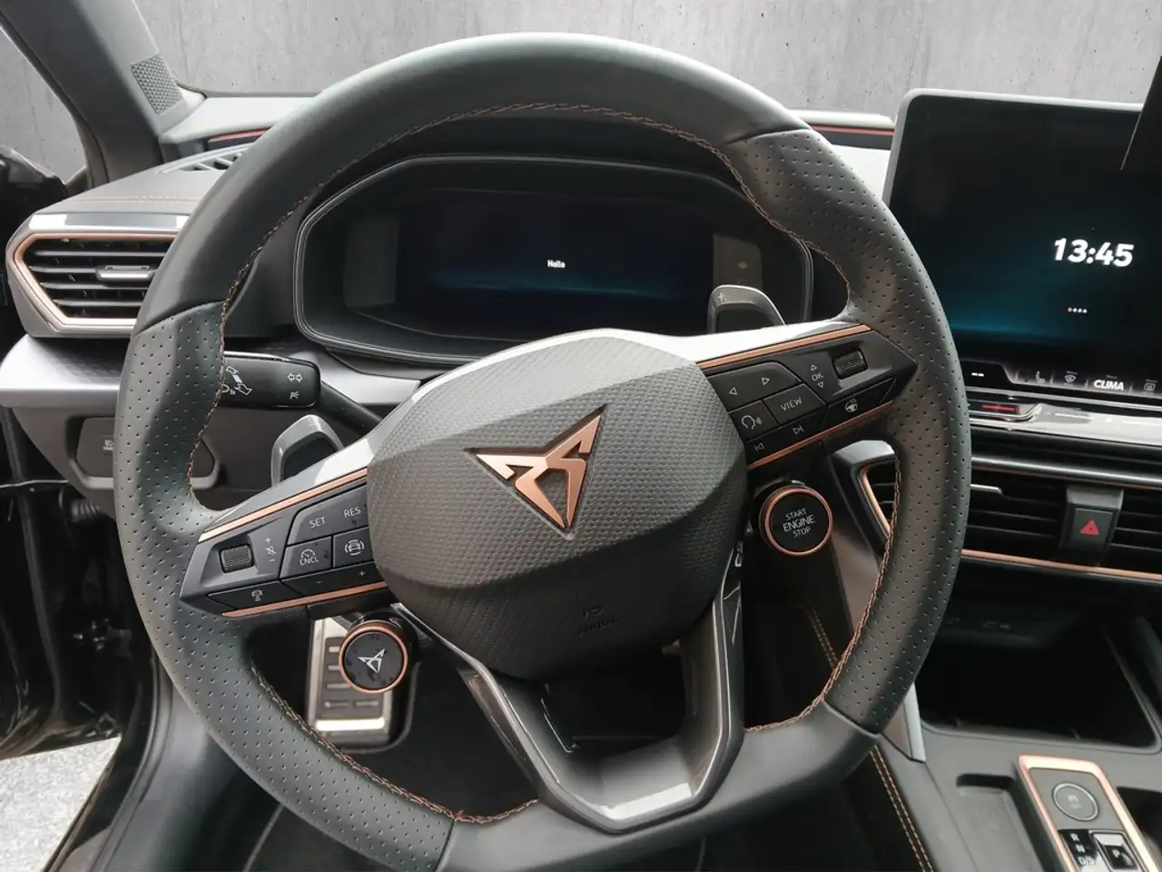 CUPRA Leon 1.5 eTSI 110 kW DSG — Vehicle gallery 10