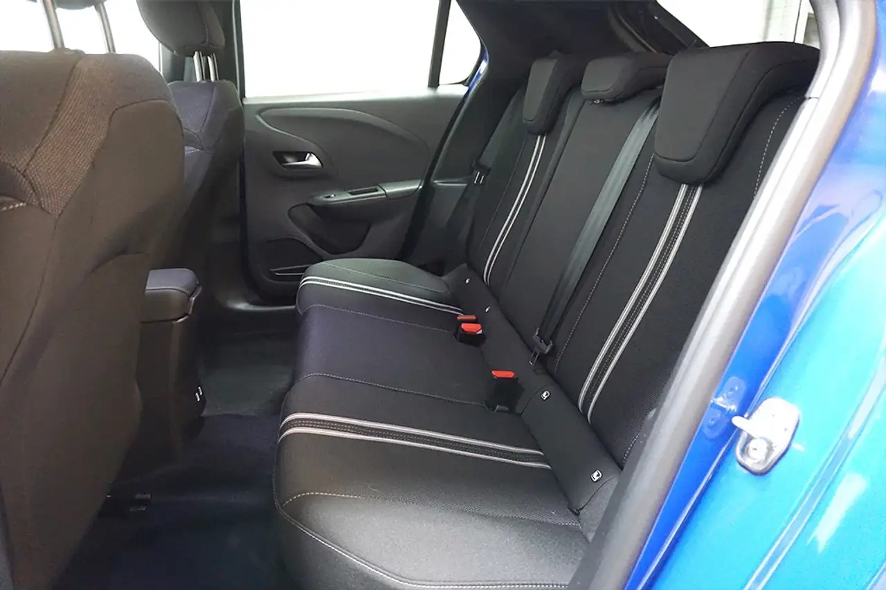 Opel Corsa 1.2Direct Injection Turbo GS Navi SHZ LED — معرض صور السيارة 11