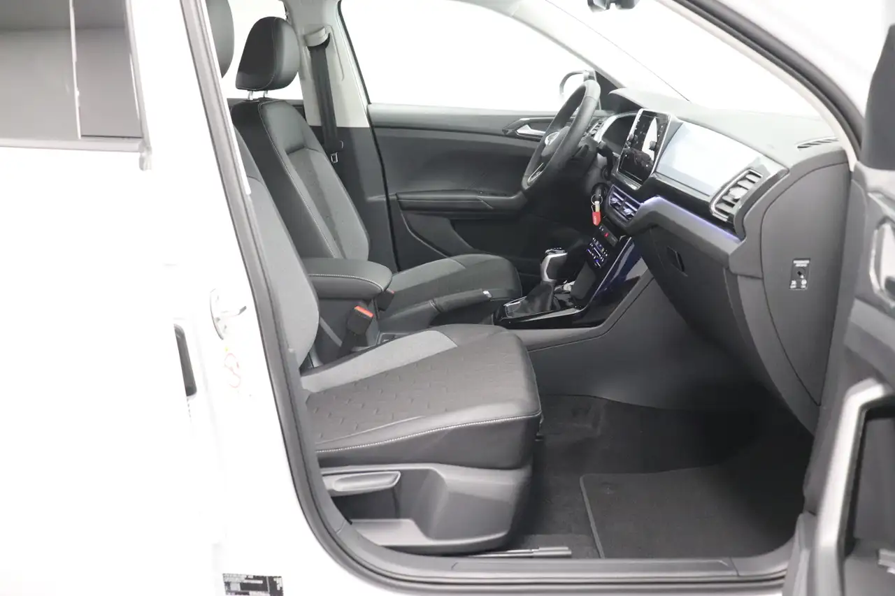 Volkswagen T-Cross Life 1.0 l TSI DSG #KLIMA#LED#NAVI — معرض صور السيارة 18