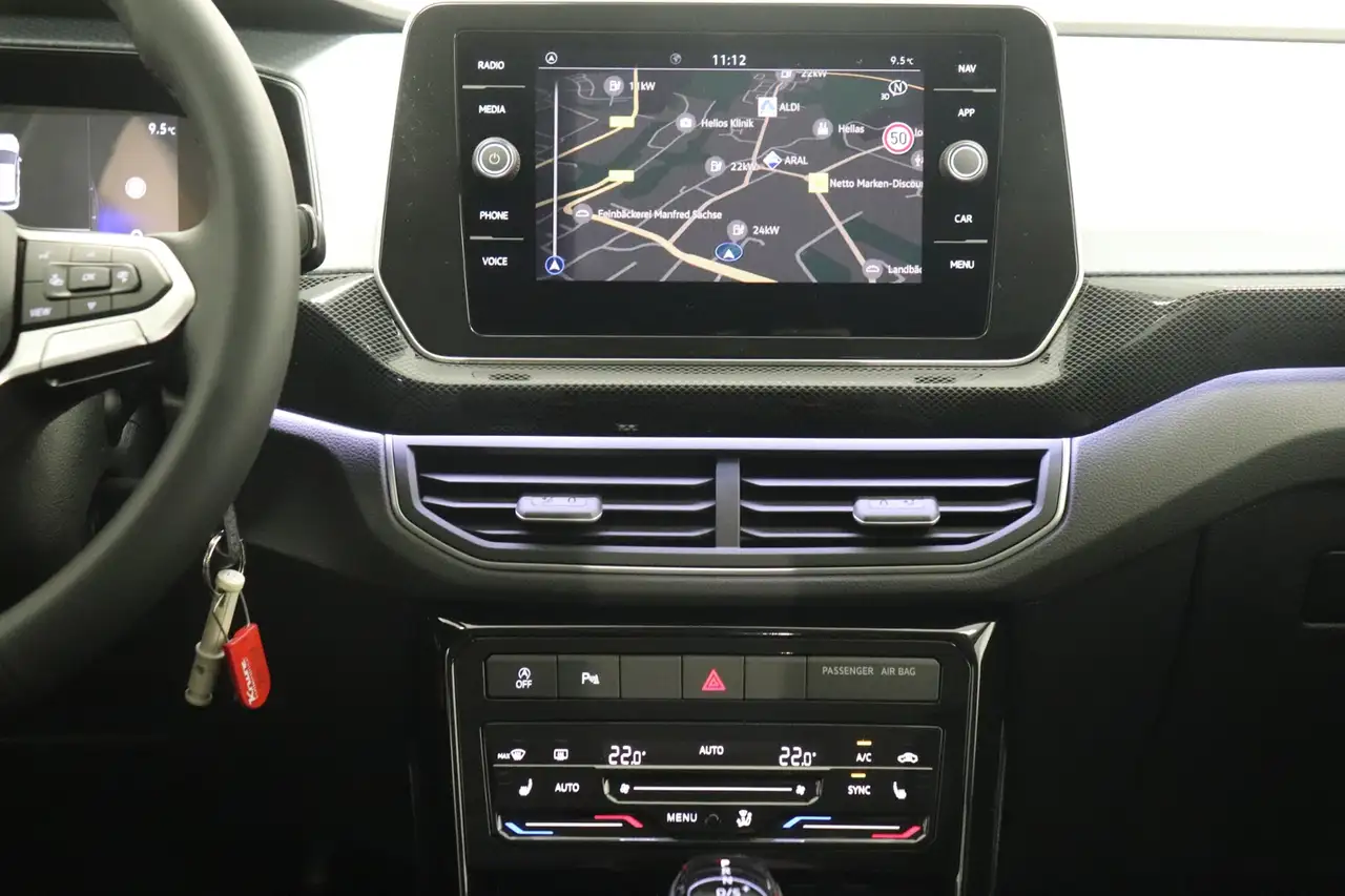 Volkswagen T-Cross Life 1.0 l TSI DSG #KLIMA#LED#NAVI — معرض صور السيارة 15