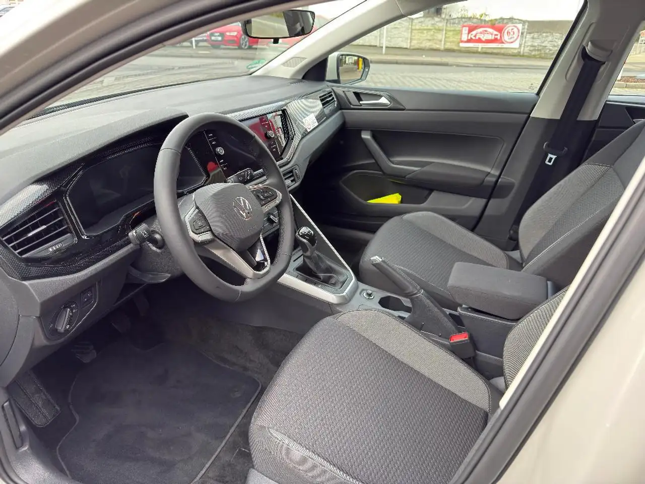 Volkswagen Polo Life 1,0 l 59 kW (80 PS) 5-Gang — Galerie du véhicule 15
