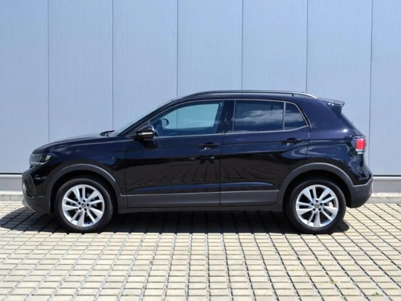 Volkswagen T-Cross 1.0 TSI 116 PS DSG Life AHK/IQ.DRIVE-PAKET/17-ZOL — معرض صور السيارة 8