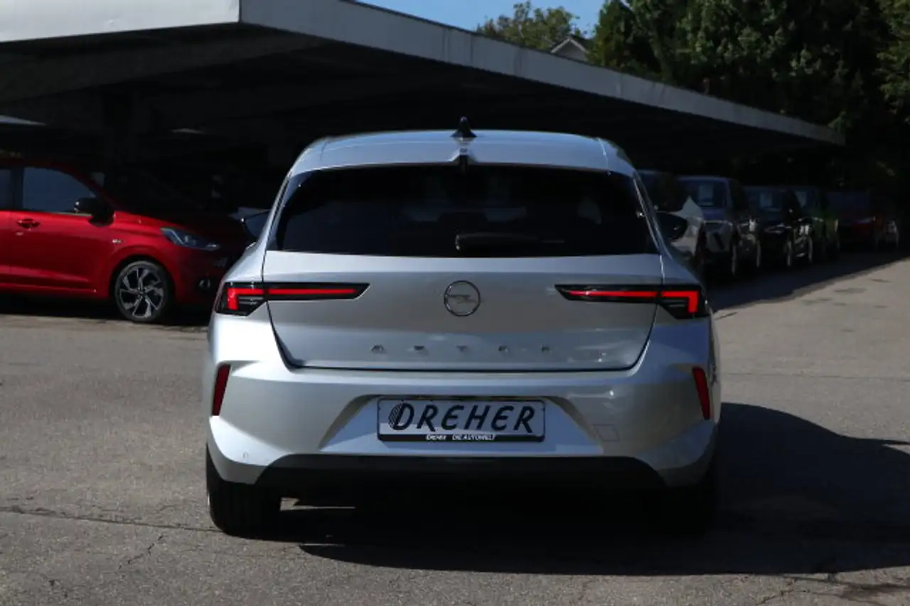 Opel Astra Astra EDITION PLUS/KLIMA/KOMFORT-PAKET/SITZHEIZ. — Galería del vehículo 6