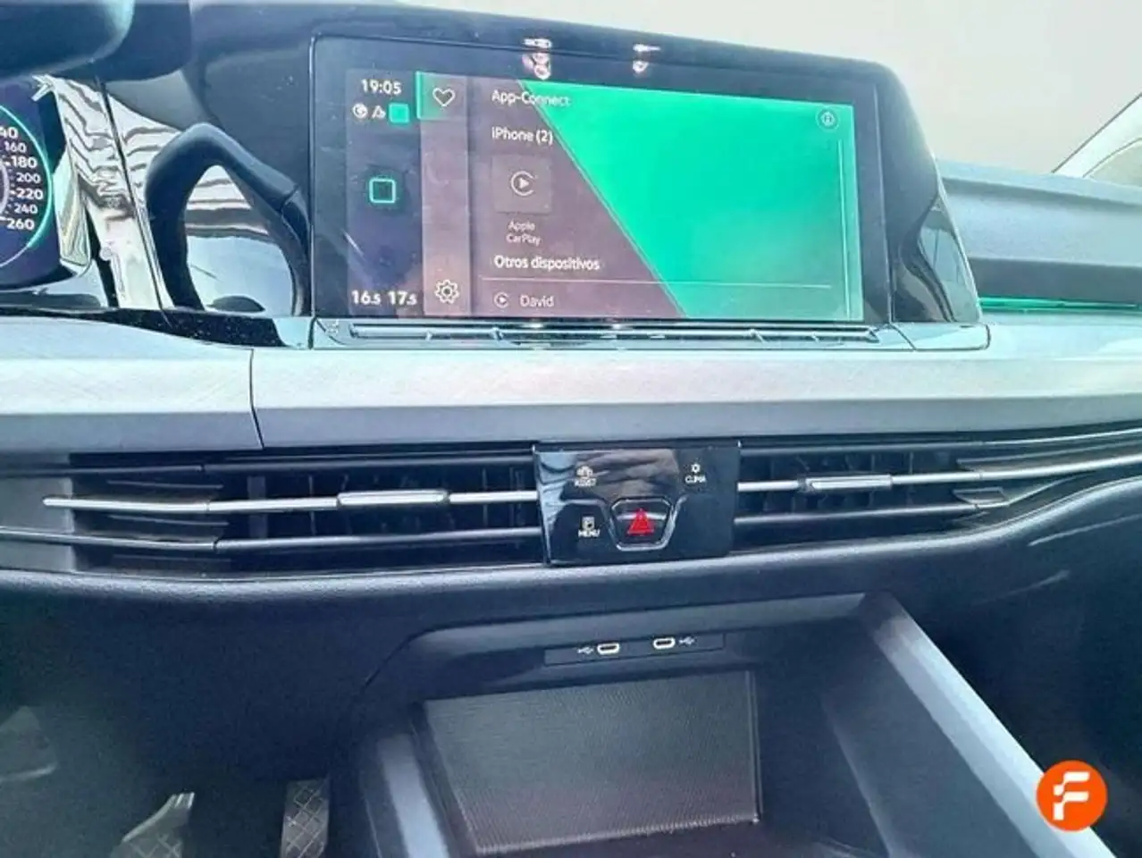 Volkswagen Golf 1.5 TSI Life 96kW — معرض صور السيارة 25