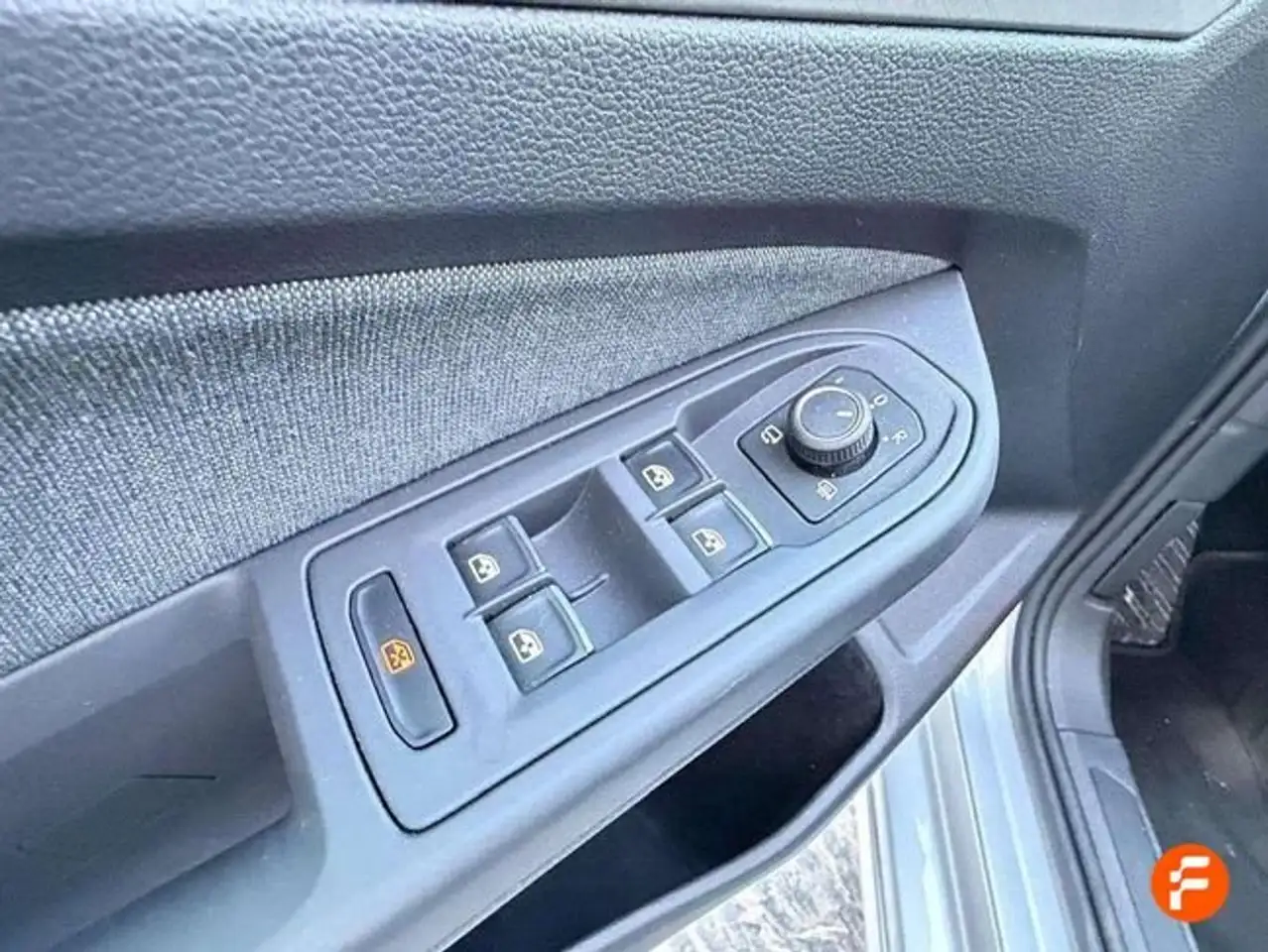 Volkswagen Golf 1.5 TSI Life 96kW — معرض صور السيارة 20