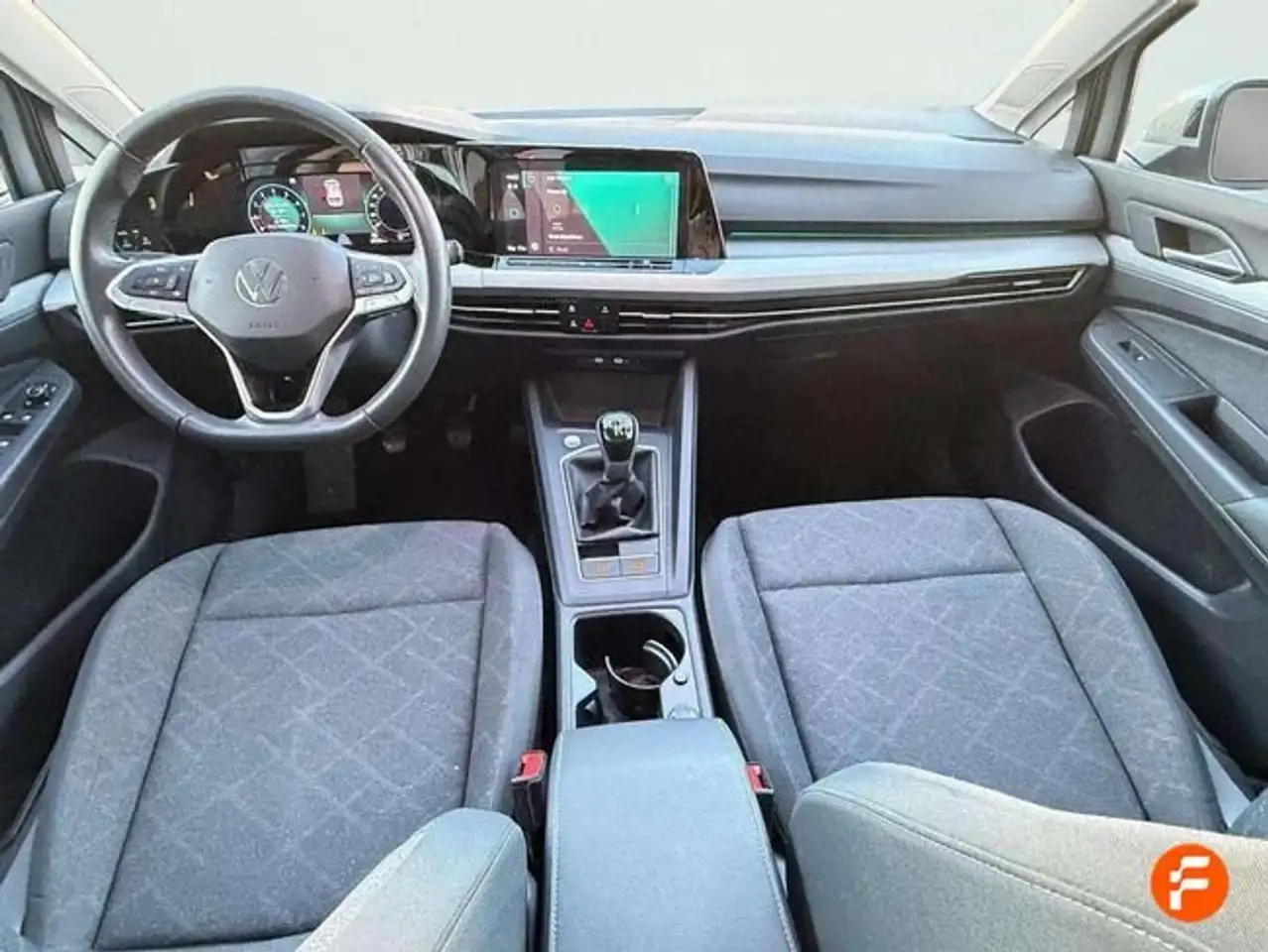 Volkswagen Golf 1.5 TSI Life 96kW — معرض صور السيارة 10