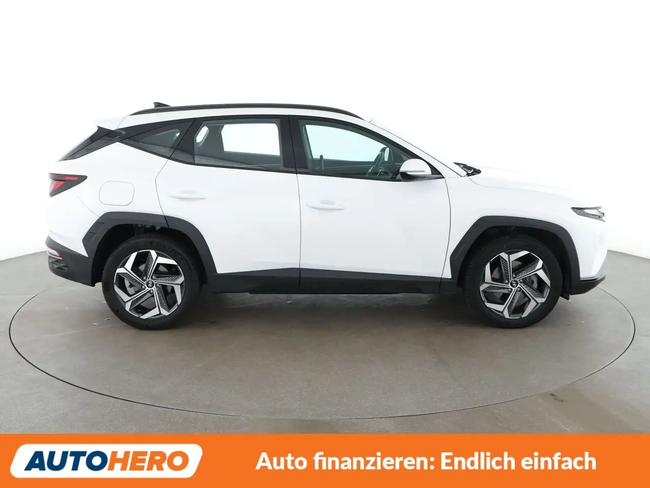 Hyundai TUCSON 1.6 T-GDI Plug-in Hybrid 4WD Aut.*NAV*ACC*CAM*PDC* — معرض صور السيارة 7