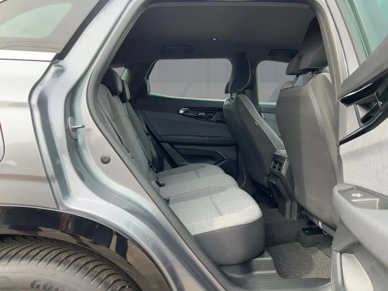 Renault Austral EVOLUTION TCe 160 AUTOMATIK SITZHEIZUNG — معرض صور السيارة 9