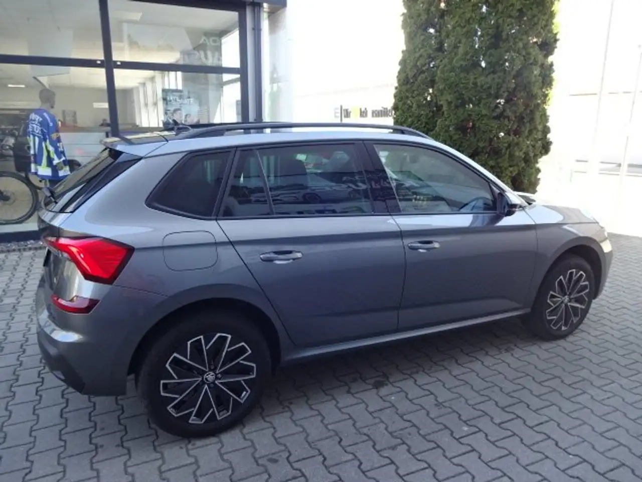 Skoda Kamiq Selection 1.0 TSI — Galería del vehículo 8