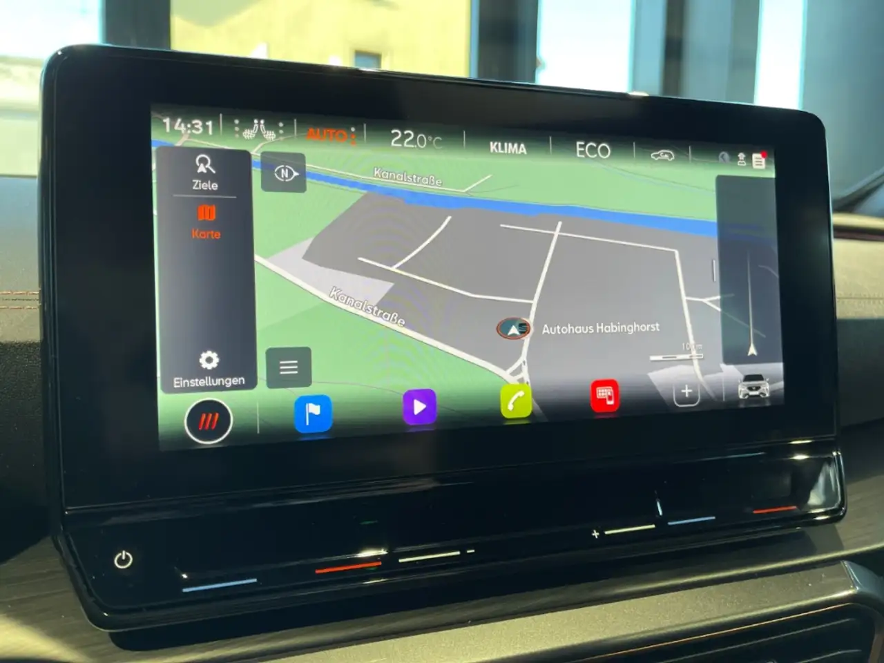 CUPRA Formentor 1.4 e-Hybrid DSG Navi ACC PDC Shz LED 19Alu — Vehicle gallery 15