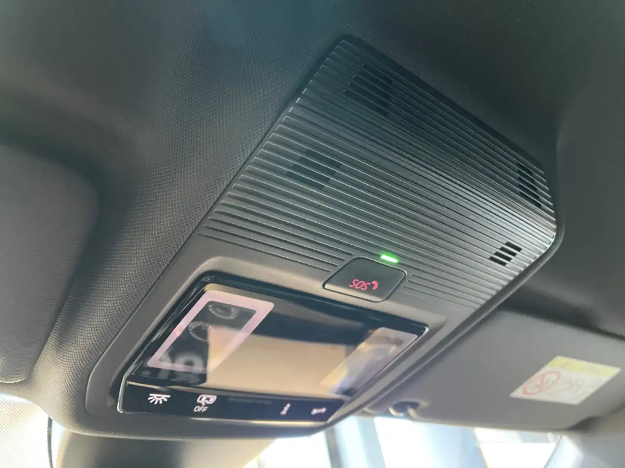 CUPRA Formentor 1.4 e-Hybrid DSG Navi ACC PDC Shz LED 19Alu — Vehicle gallery 34