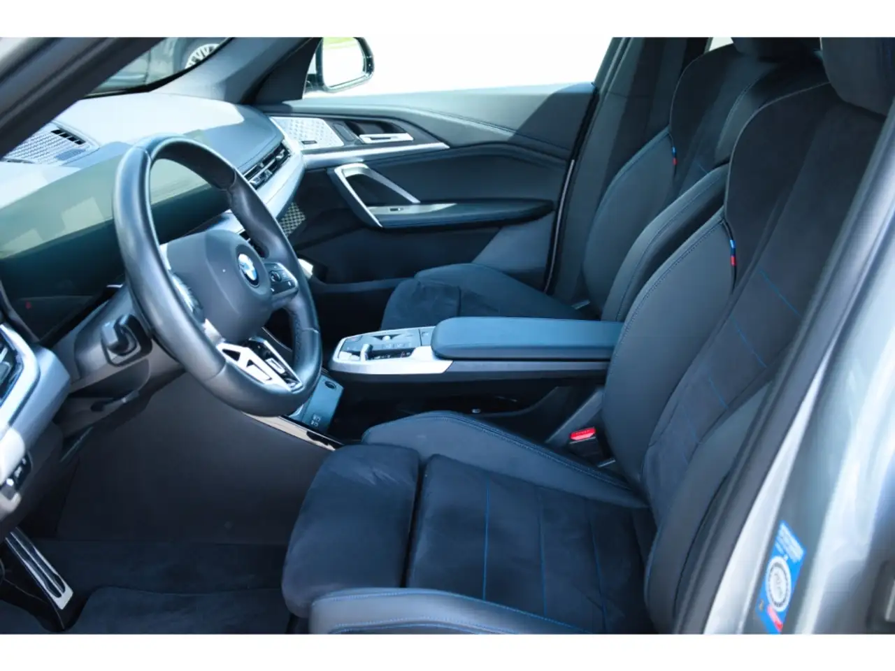 BMW X1 20i M Sport Sportpaket AD Navi Memory Sitze Sound — Galerie du véhicule 16