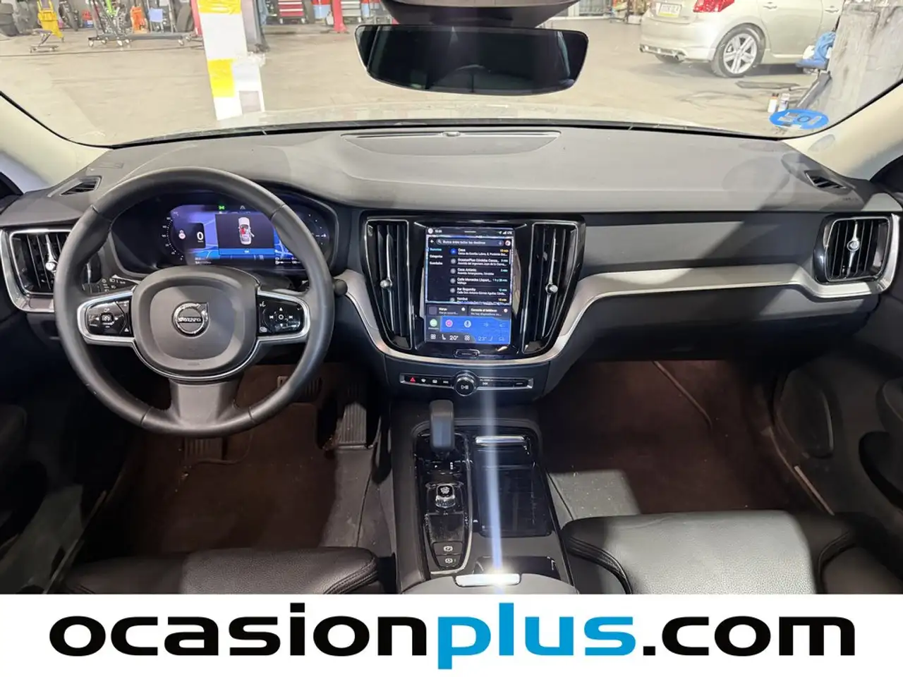 Volvo S60 T8 Plus — معرض صور السيارة 6