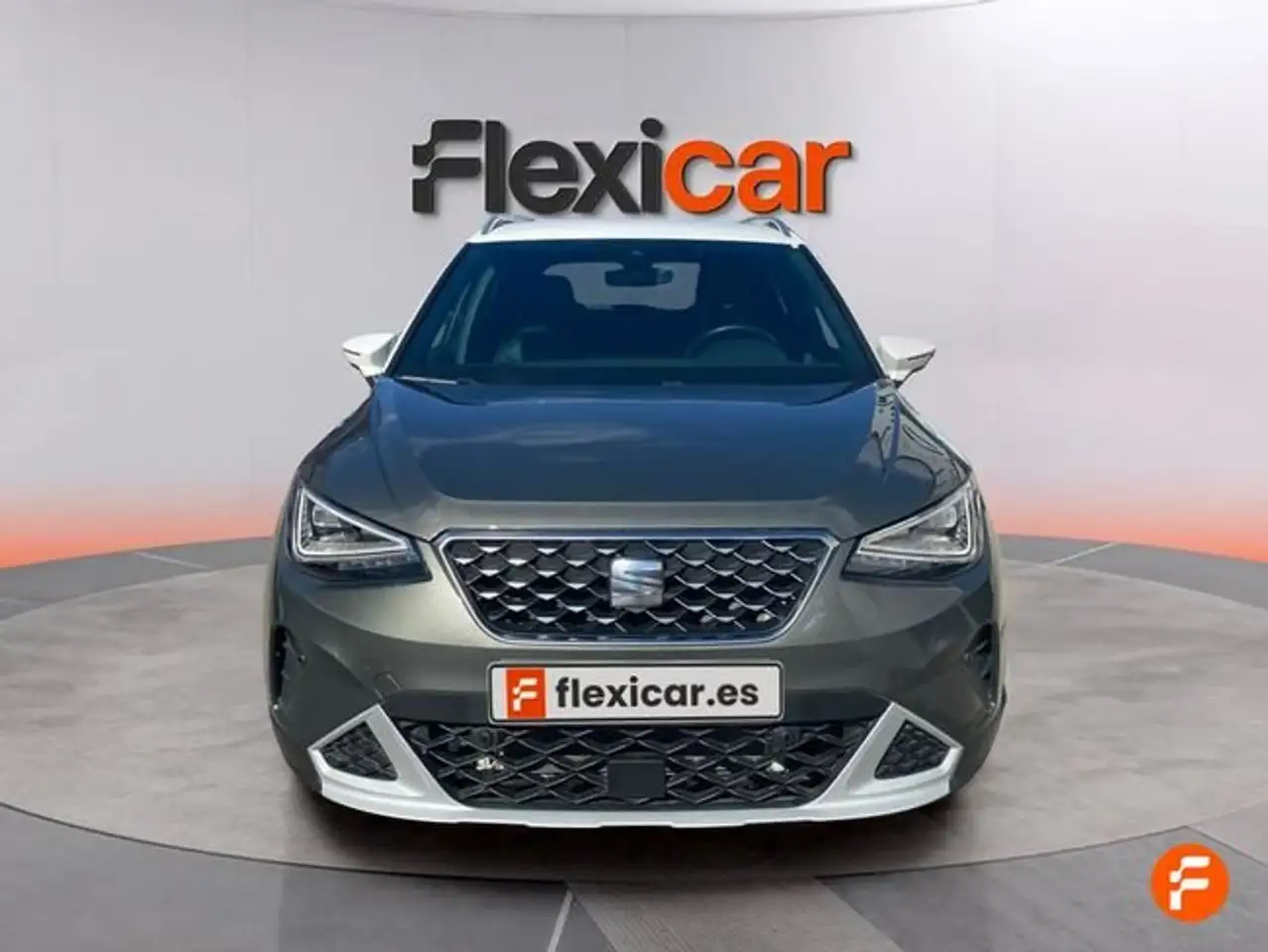 SEAT Arona 1.5 EcoTSI S&S Special Edition DSG7 150 — Galería del vehículo 2