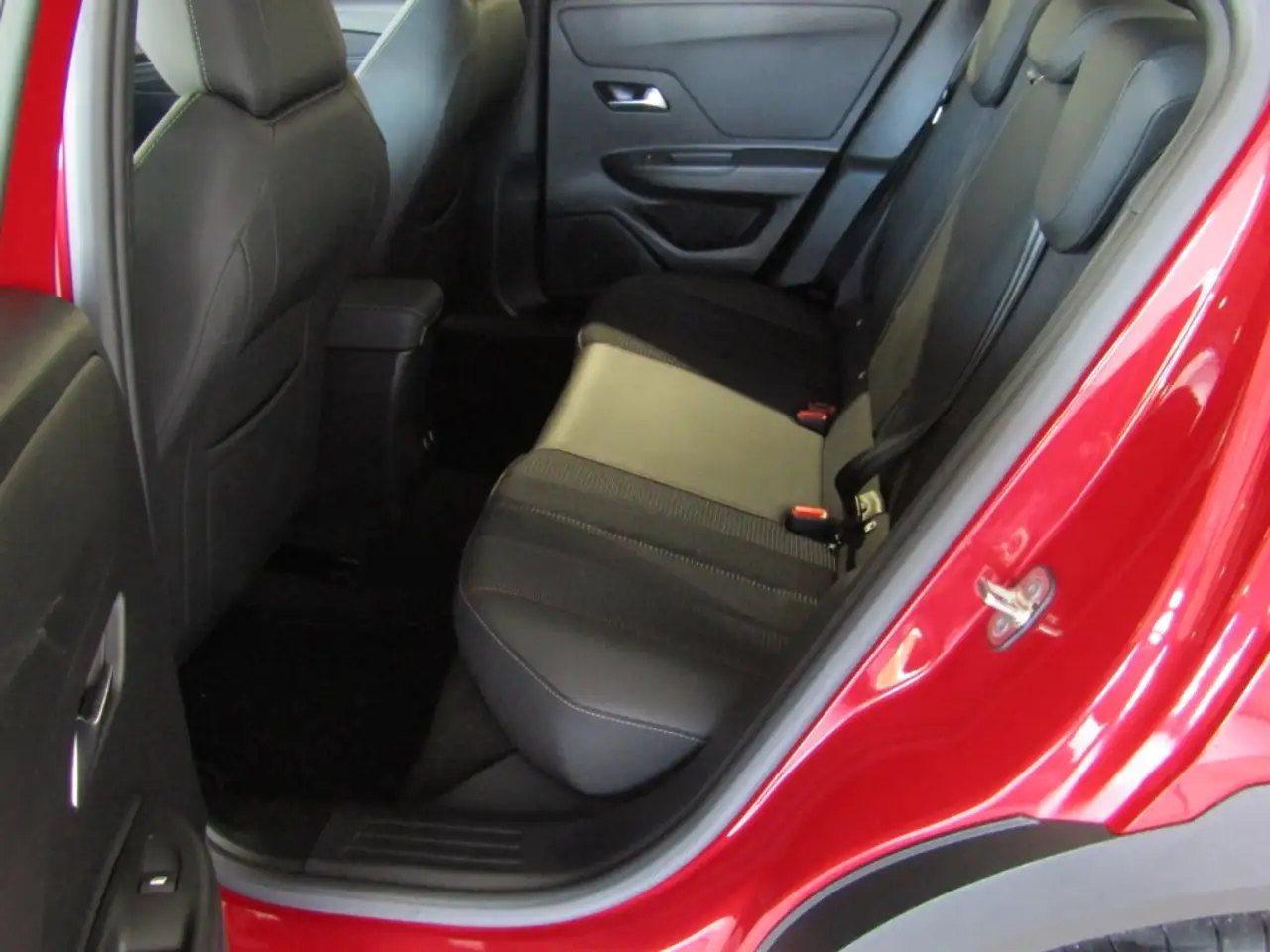 Opel Mokka Line GS 1.2 Direct Injection Turbo 96 kW (130 PS) — Vehicle gallery 9