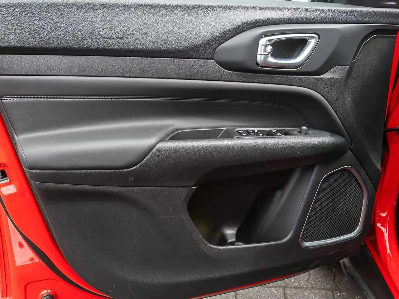 Jeep Compass 1.5 48V e-Hybrid Altitude Winterpaket — معرض صور السيارة 6