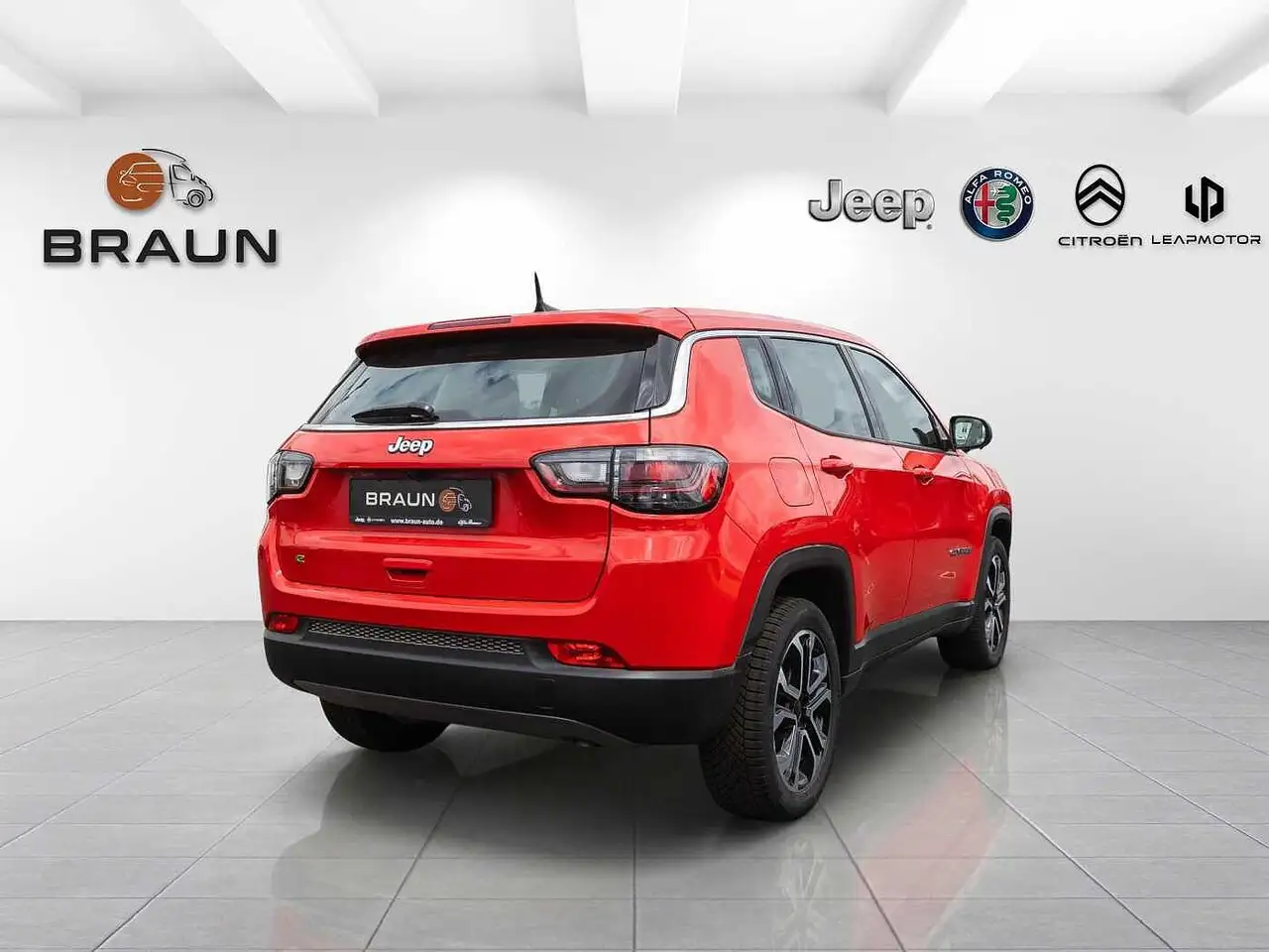 Jeep Compass 1.5 48V e-Hybrid Altitude Winterpaket — معرض صور السيارة 3