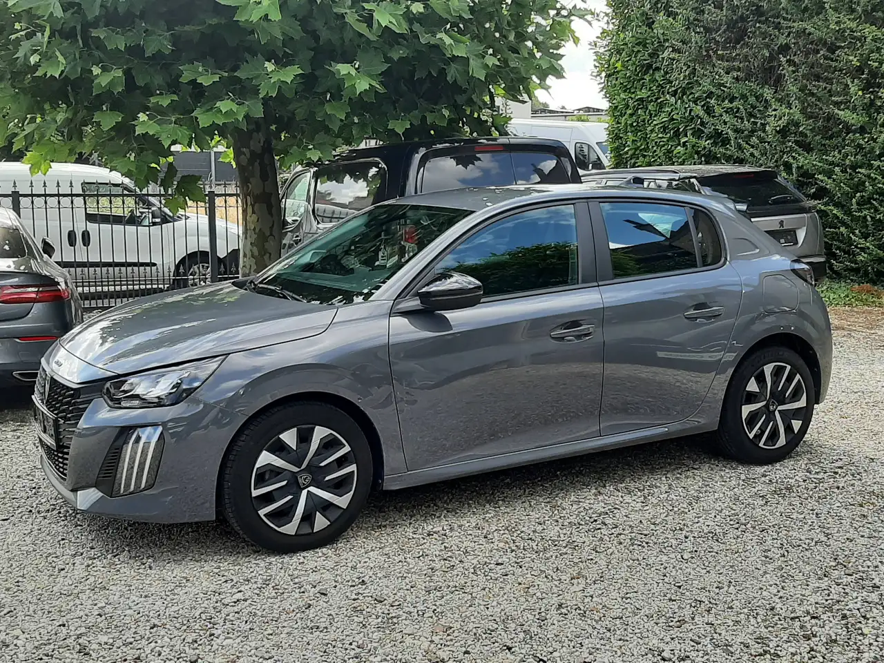 Peugeot 208 Active 1.2i Klima *Navi** Org.9.400 km*Met.* TOP — Galerie du véhicule 18