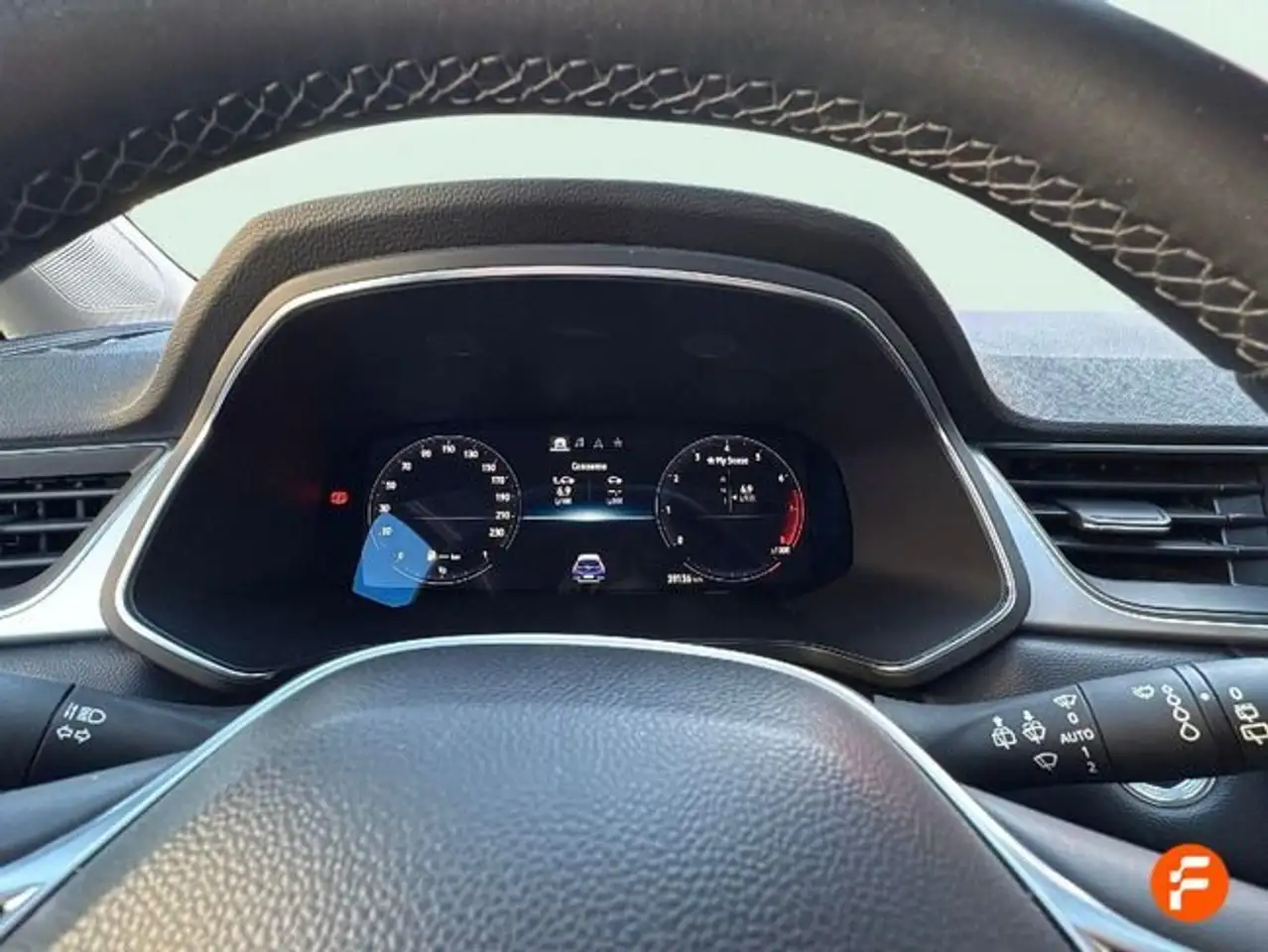 Renault Captur TCe Techno 67kW — معرض صور السيارة 15