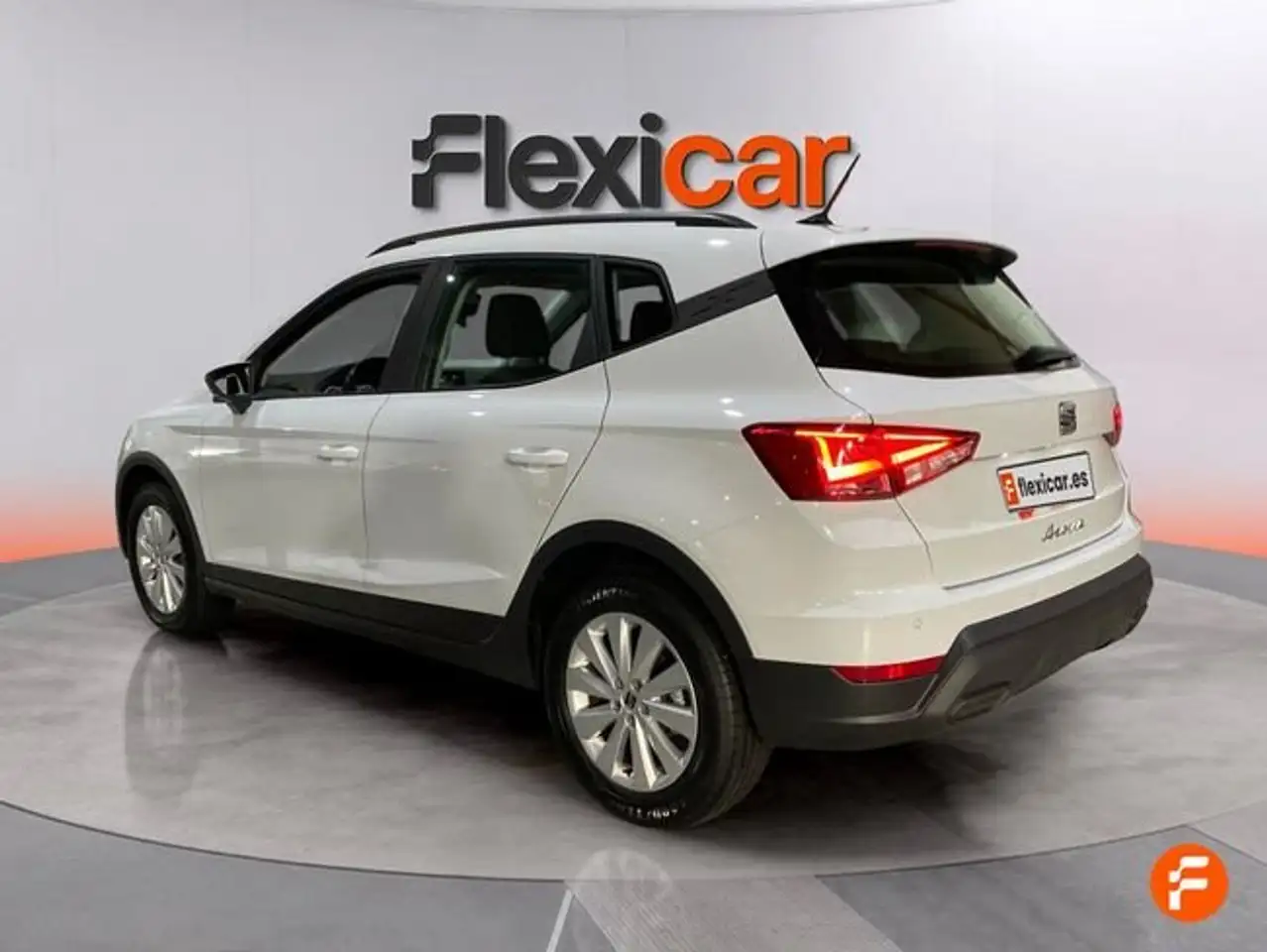 SEAT Arona 1.0 TSI 81kW DSG Style XL — معرض صور السيارة 3