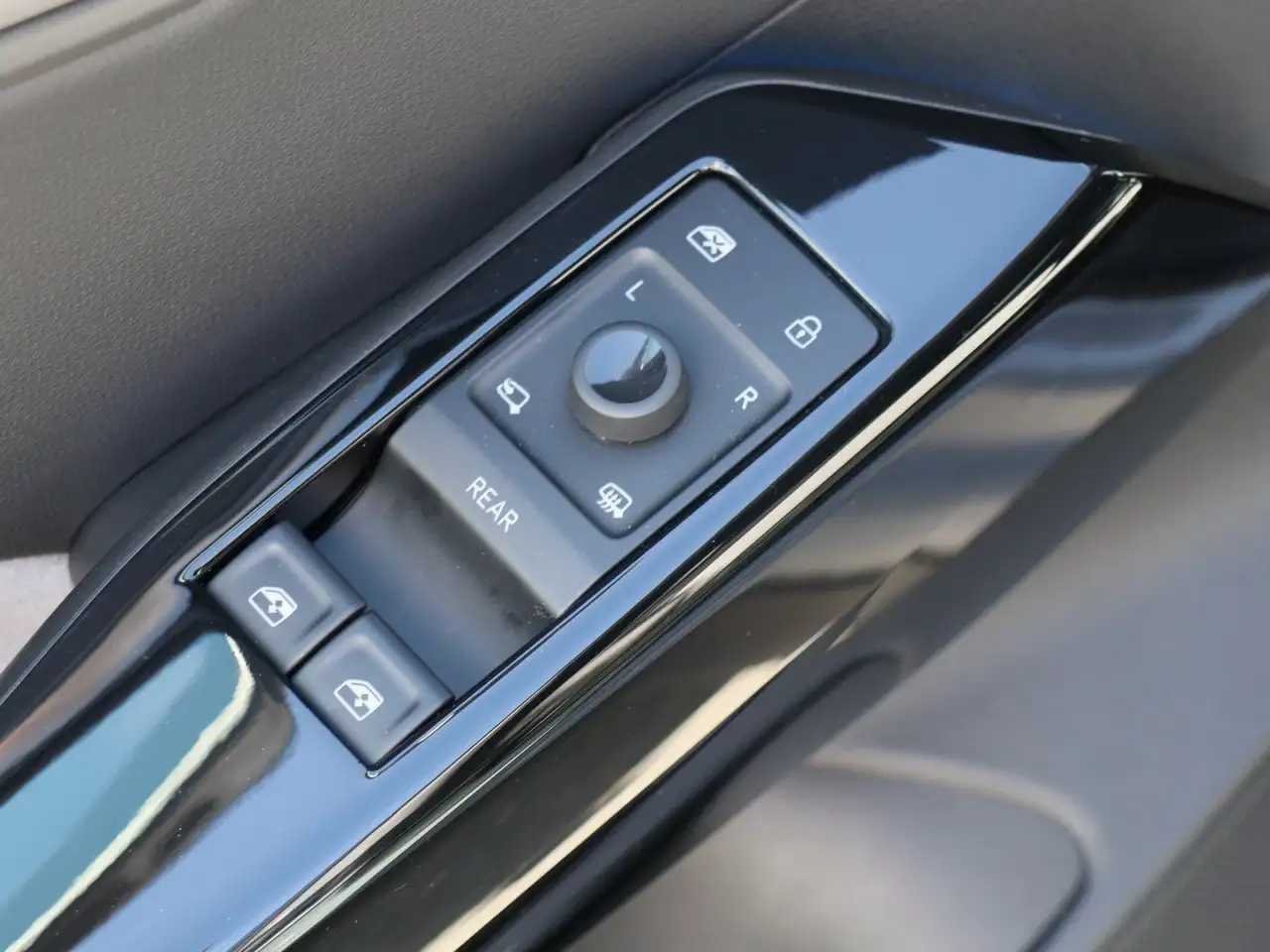 Volkswagen ID.3 Pro Move Matrix HuD Navi Memory Kamera ACC — معرض صور السيارة 15
