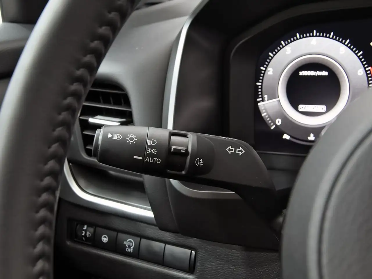 Nissan Qashqai DIG-T 103kW N-Connecta — معرض صور السيارة 14