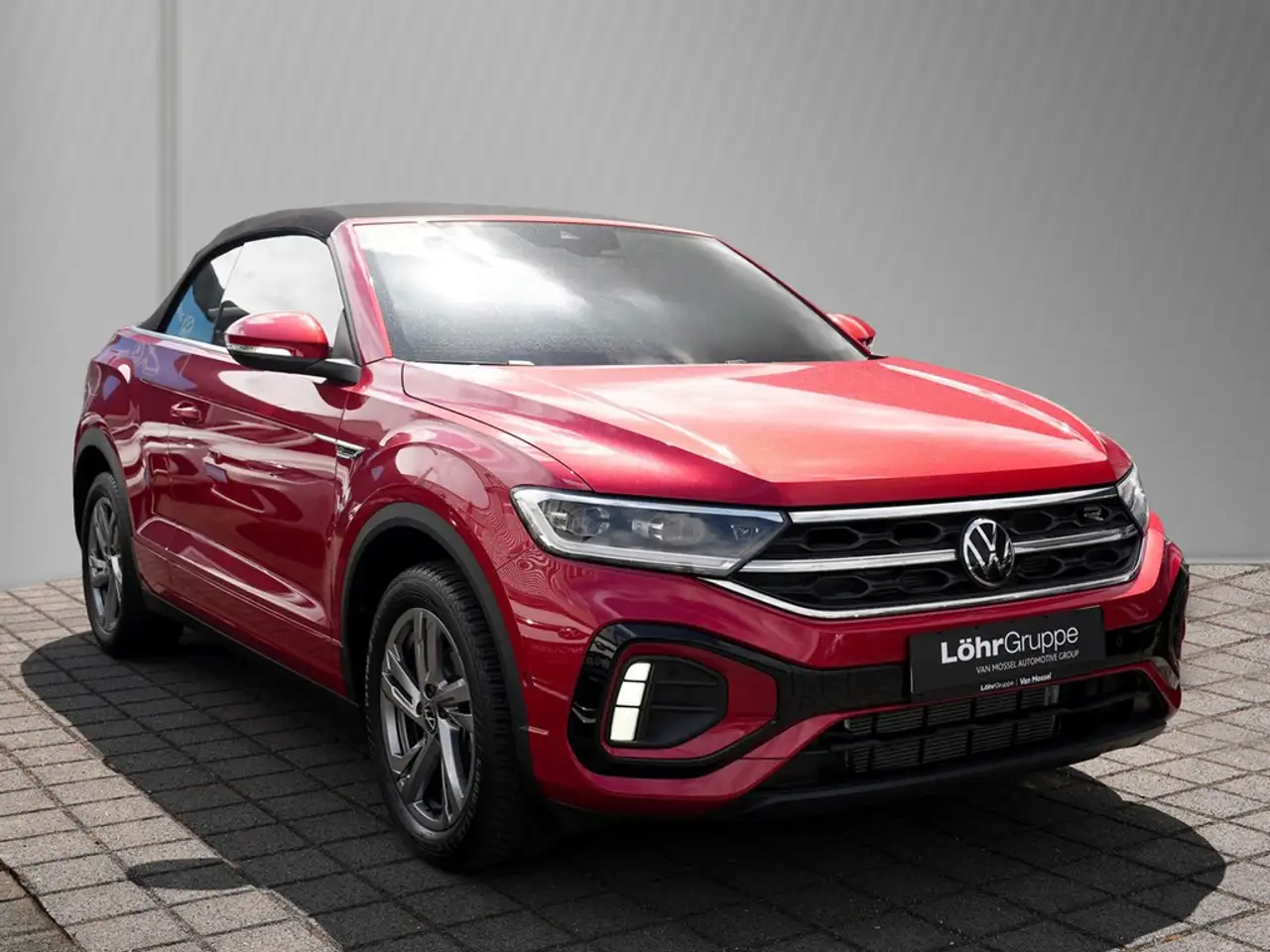 Volkswagen T-Roc Cabrio 1.5 TSI DSG R-Line /LED/ACC/RFK — Vehicle gallery 5