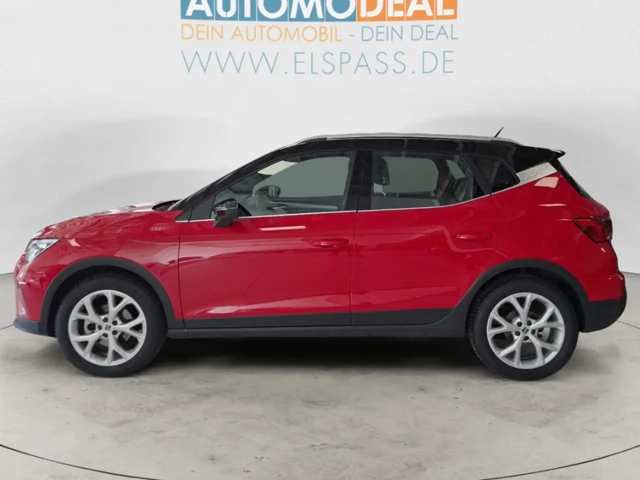 SEAT Arona FR AUTOMATIK ALLWETTER NAV LED DIG-DISPLAY ACC SIT — معرض صور السيارة 8