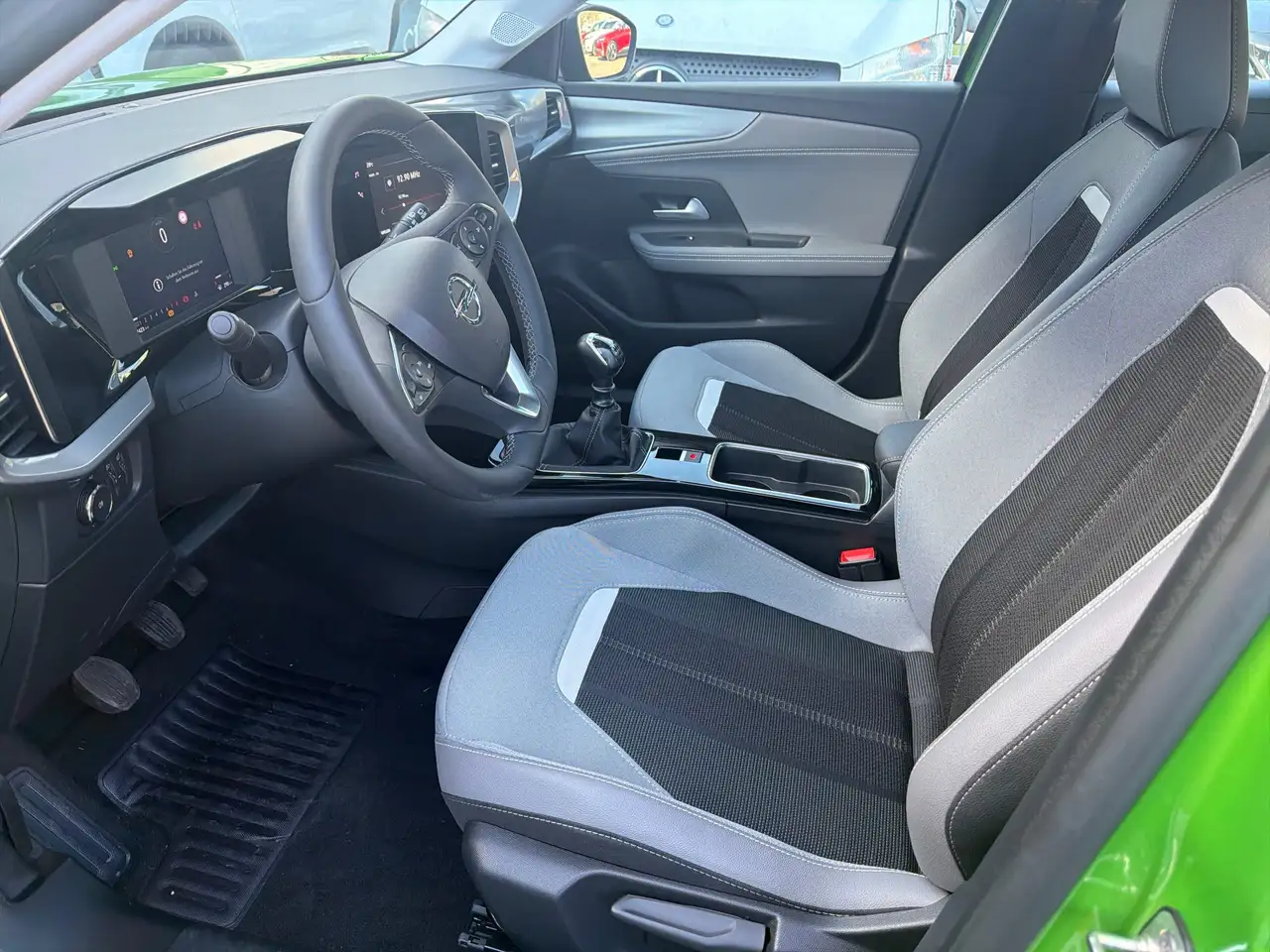 Opel Mokka Elegance wenig KM*LED*WinterPaket*Kamera — معرض صور السيارة 7