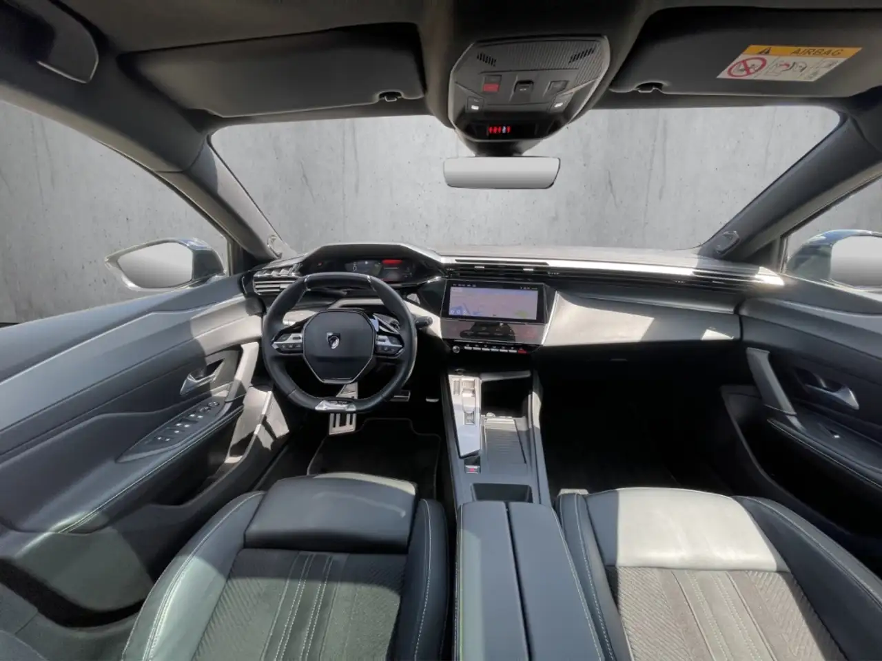 Peugeot 408 GT PureTech 130 EAT8 PANO Navi Memory Sitze Sounds — Vehicle gallery 12